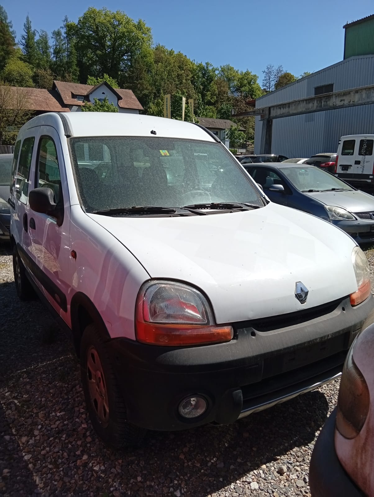 RENAULT Kangoo 1.6 16V Authentique 4X4-image-3