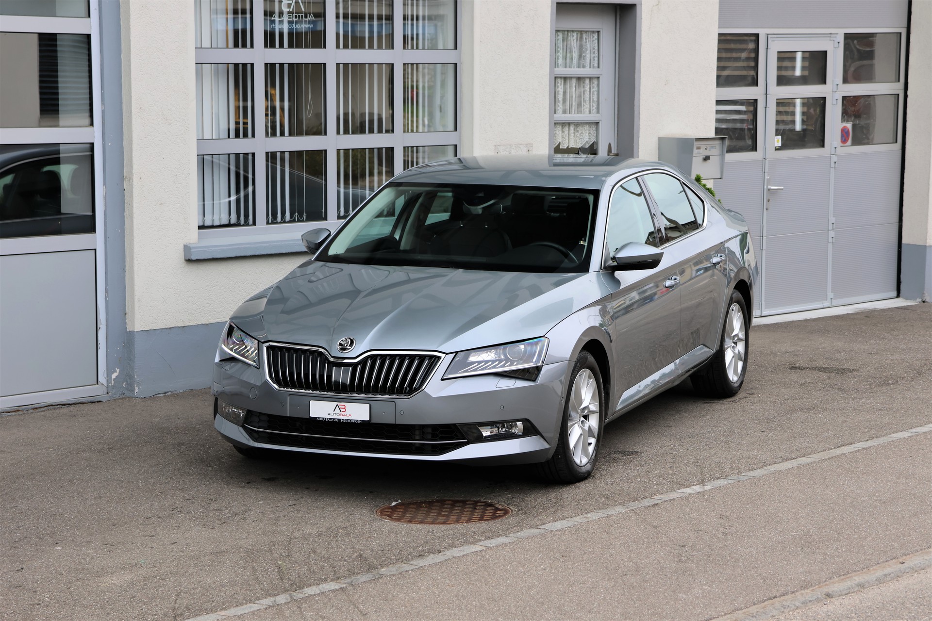 SKODA Superb 2.0 TSI Style 4x4 DSG (CH)
