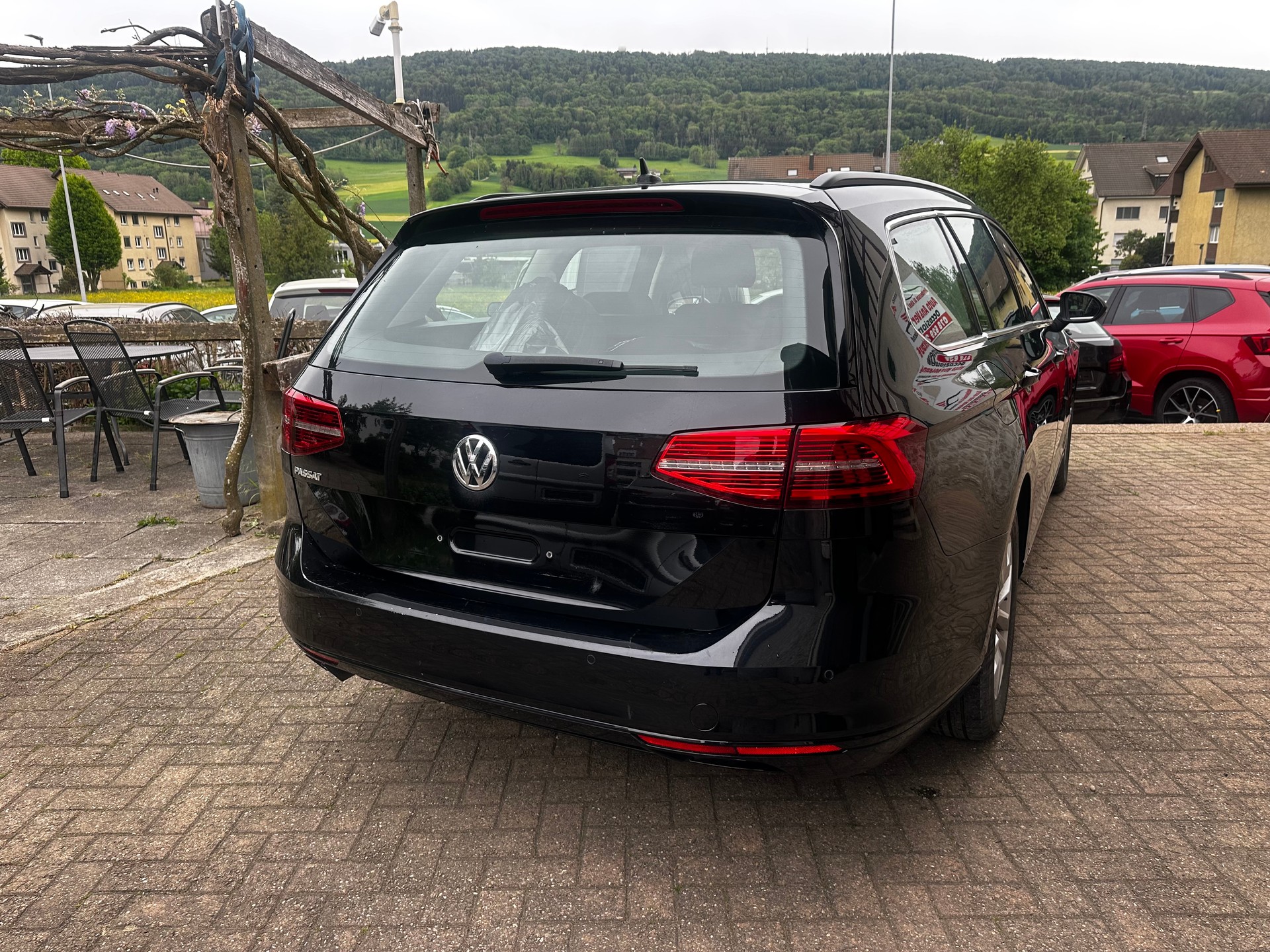VW Passat Variant 2.0 TDI BMT Comfortline DSG 4Motion-image-2