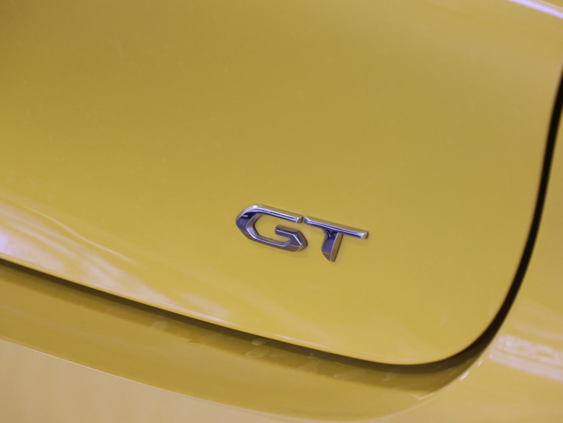 PEUGEOT 208 1.2 PureTech GT EAT8 *Panorama* *360 Kamera* *Individual Konfig.*-image-11