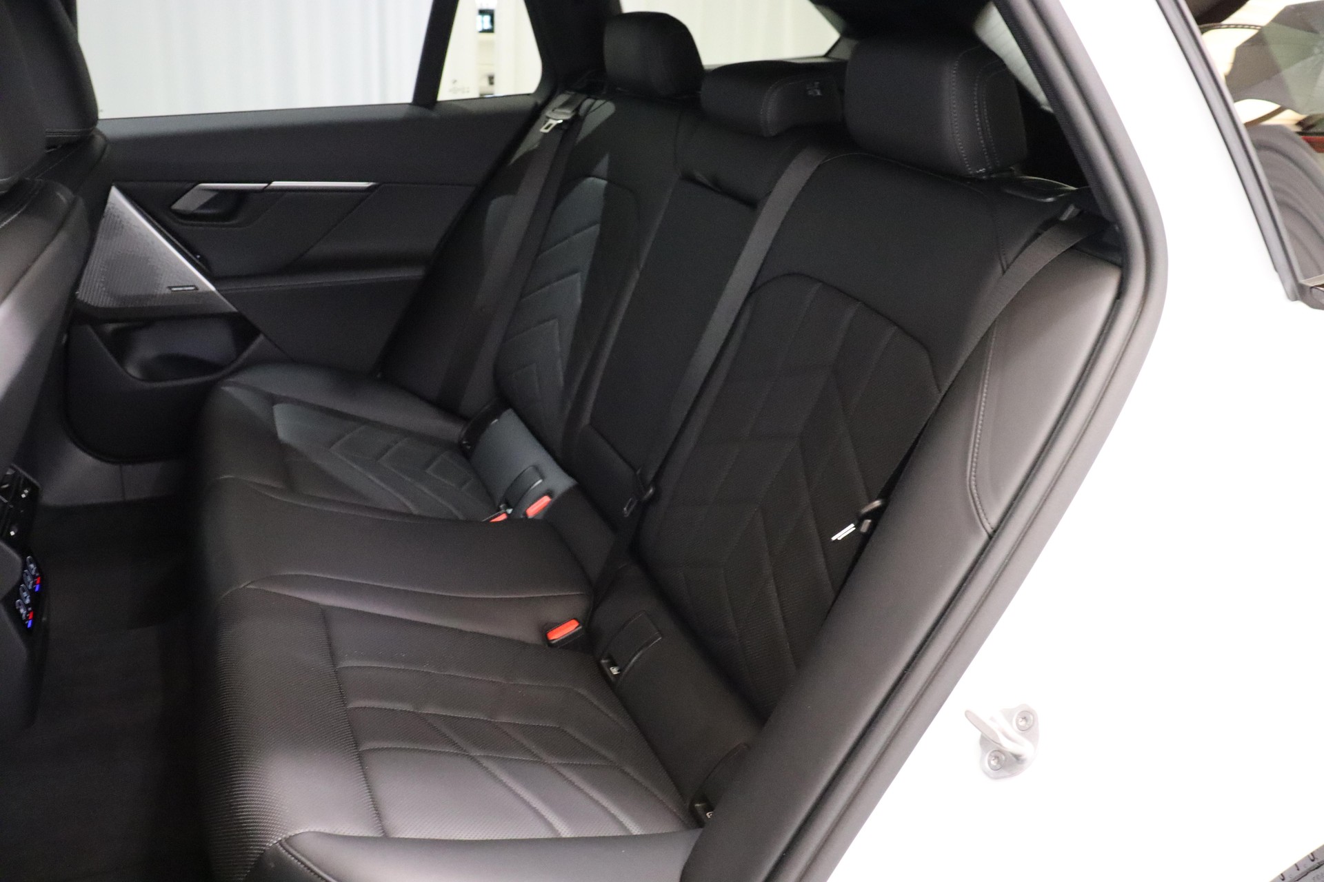 BMW 530e xDrive Touring-image-10