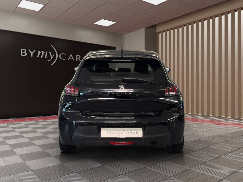 PEUGEOT 208 1.2 PureTech Active Pack EAT8-image-12