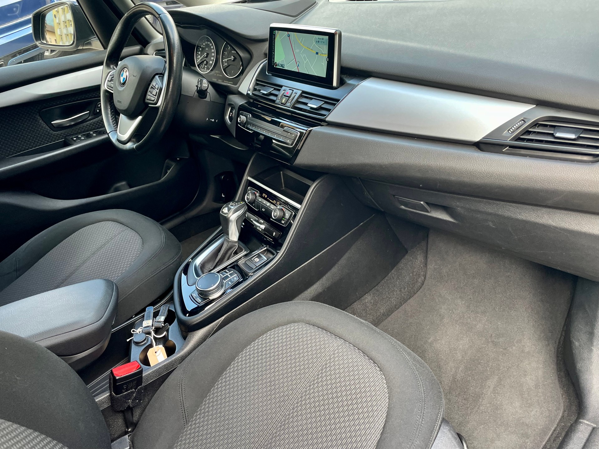 BMW 225xe iPerformance Active Tourer Steptronic-image-11