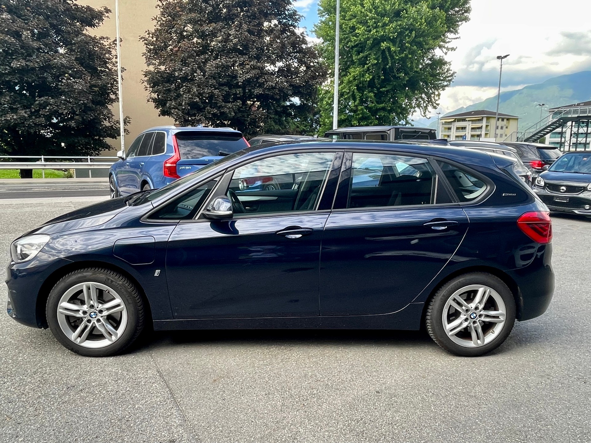 BMW 225xe iPerformance Active Tourer Steptronic-image-5