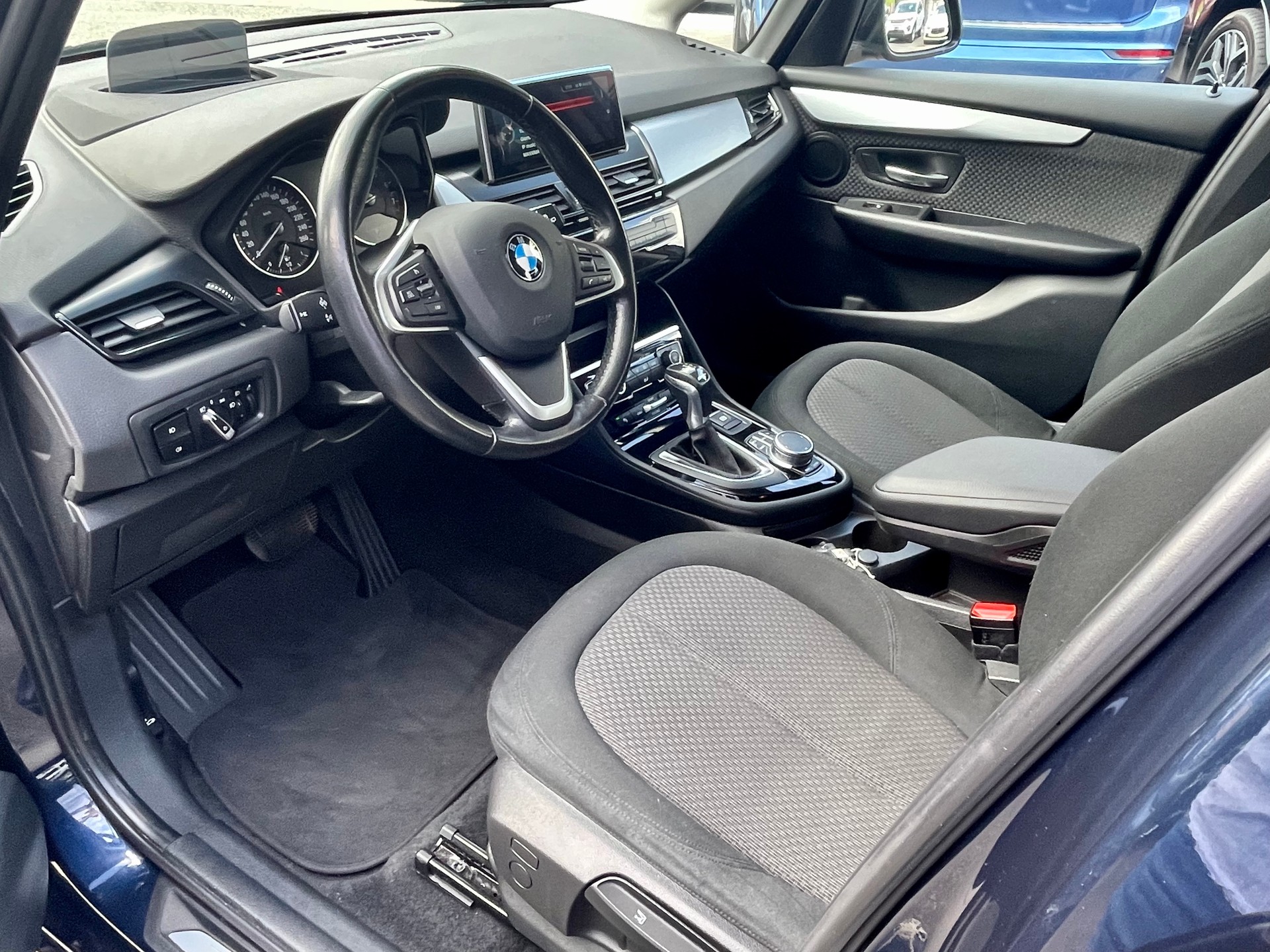 BMW 225xe iPerformance Active Tourer Steptronic-image-1