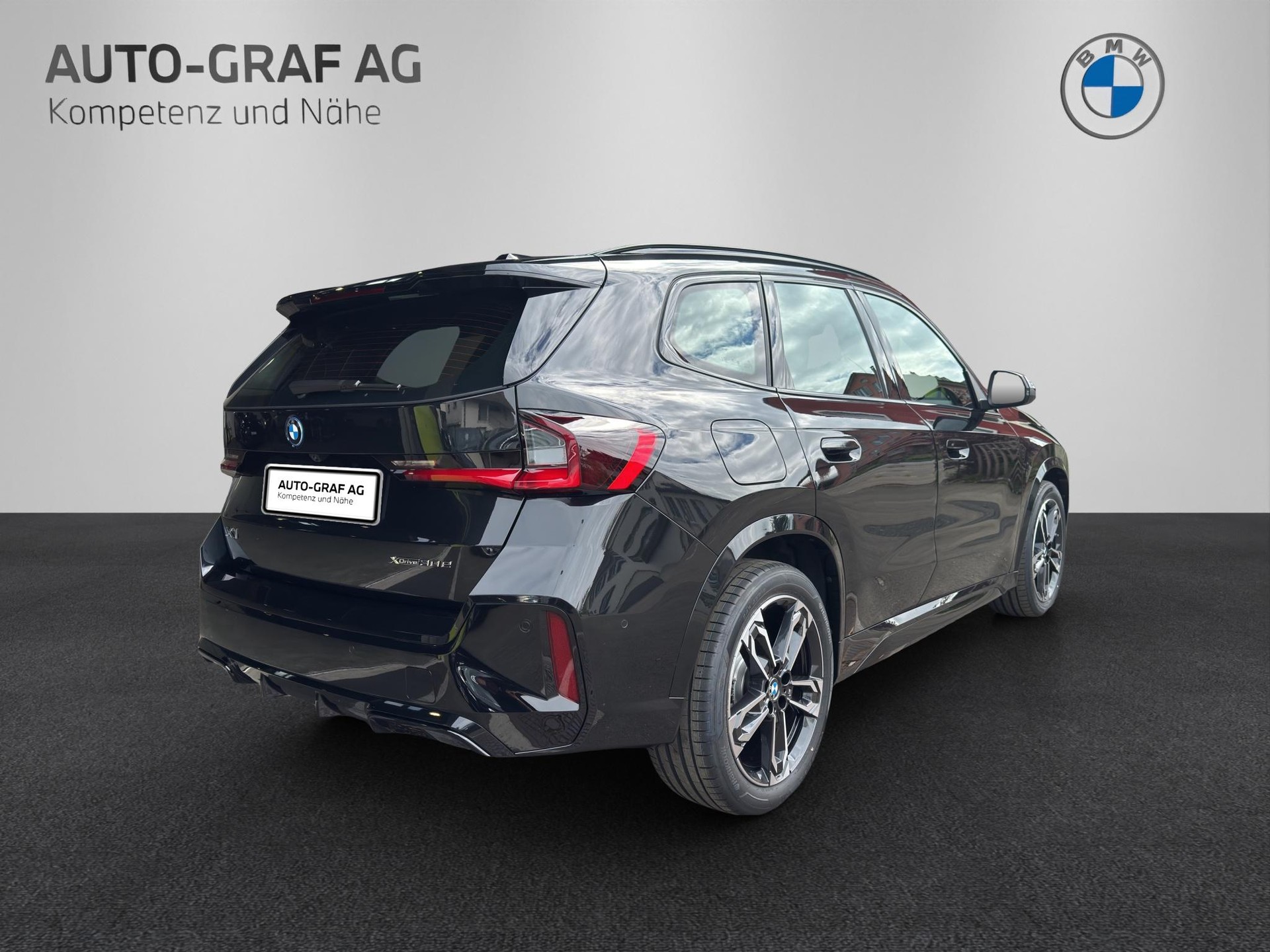 BMW X1 30e xDrive M Sport Edition-image-4