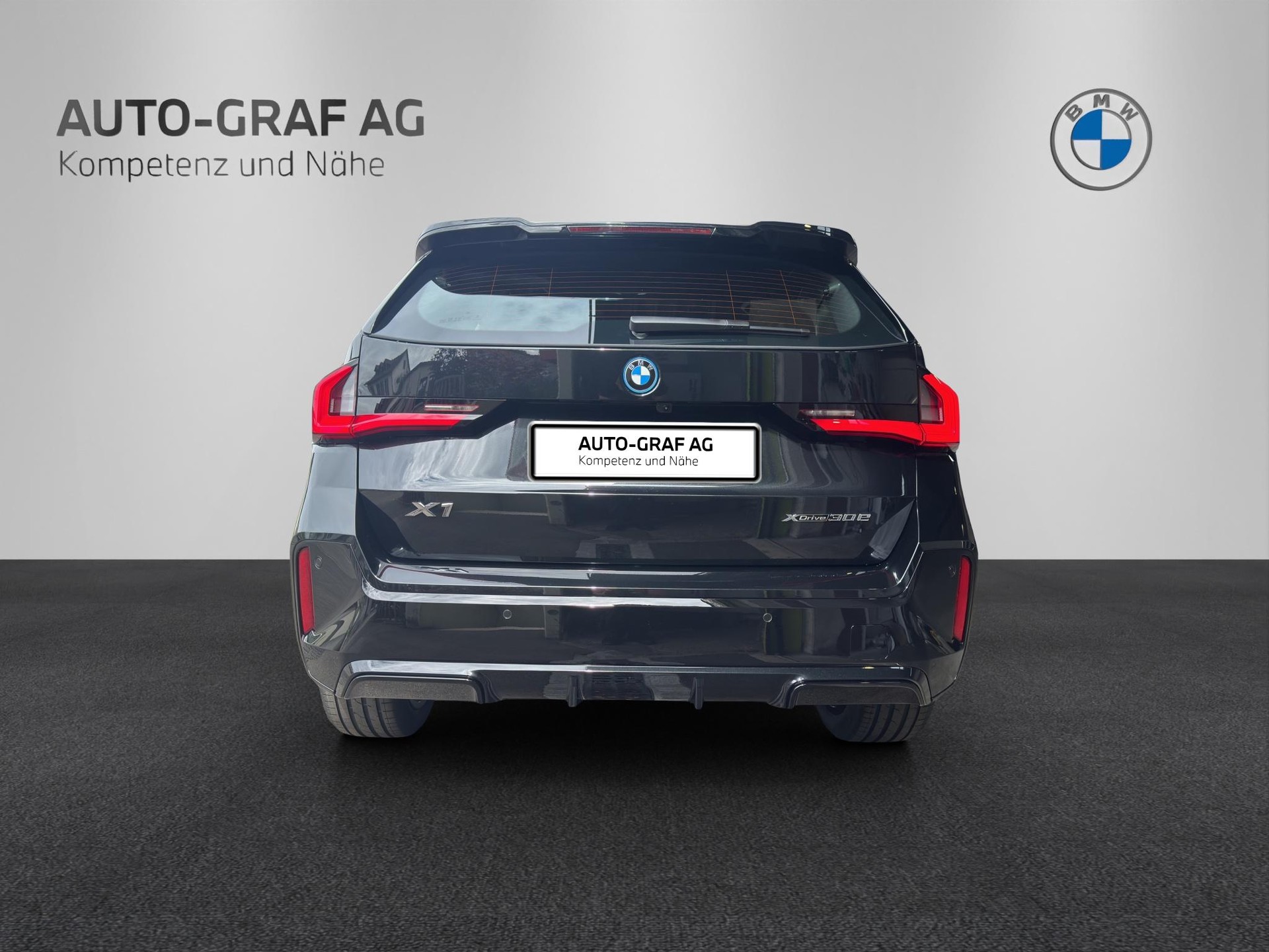 BMW X1 30e xDrive M Sport Edition-image-3