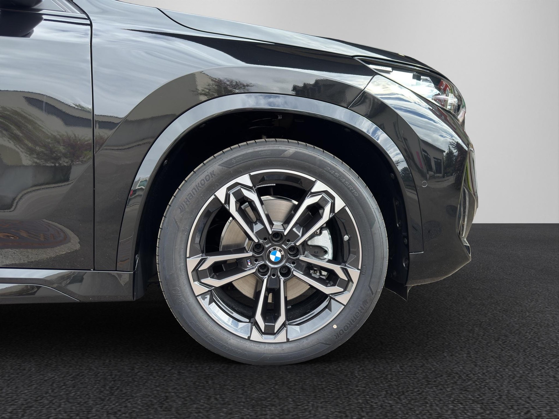 BMW X1 30e xDrive M Sport Edition-image-9