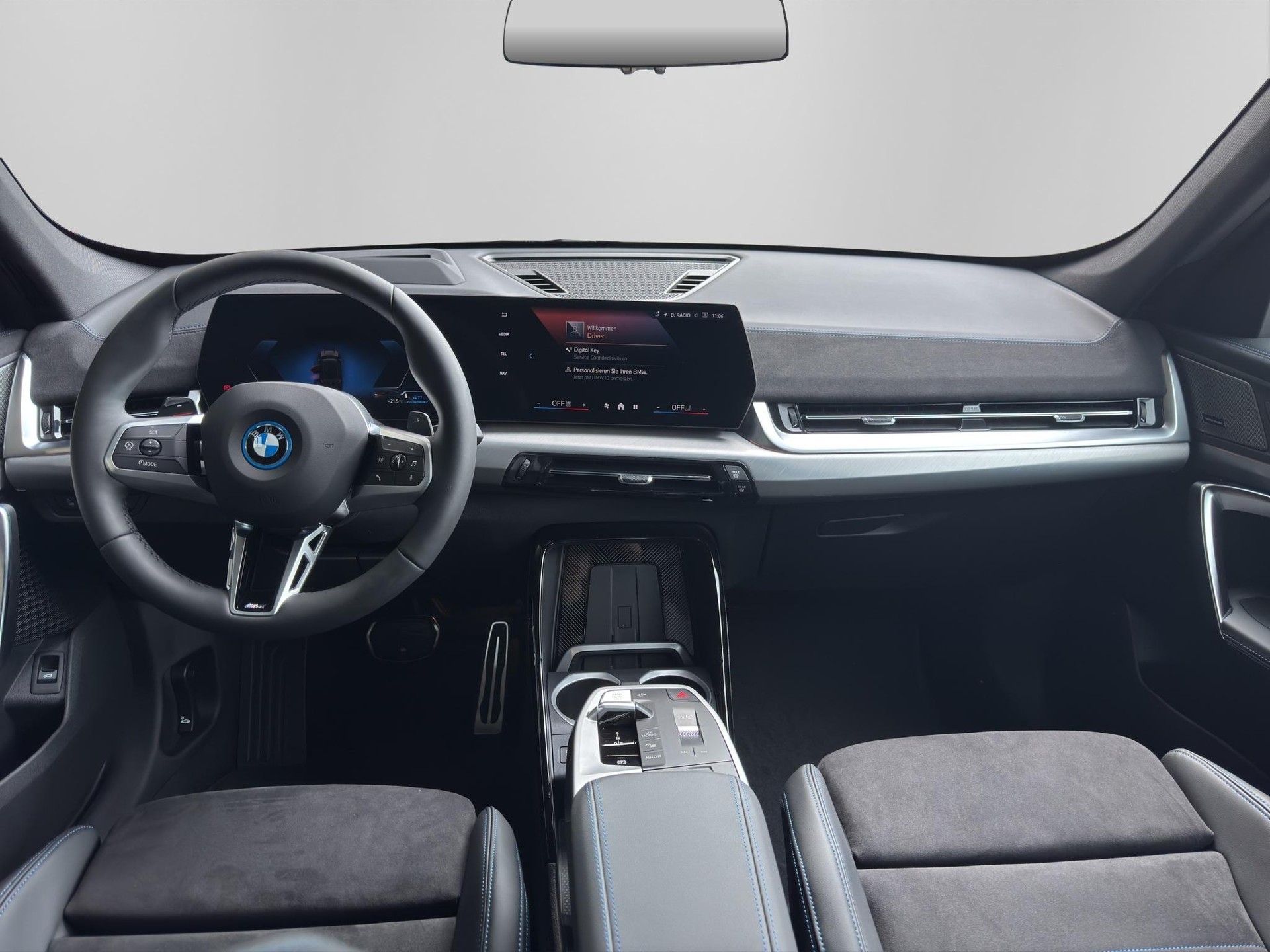 BMW X1 30e xDrive M Sport Edition-image-13