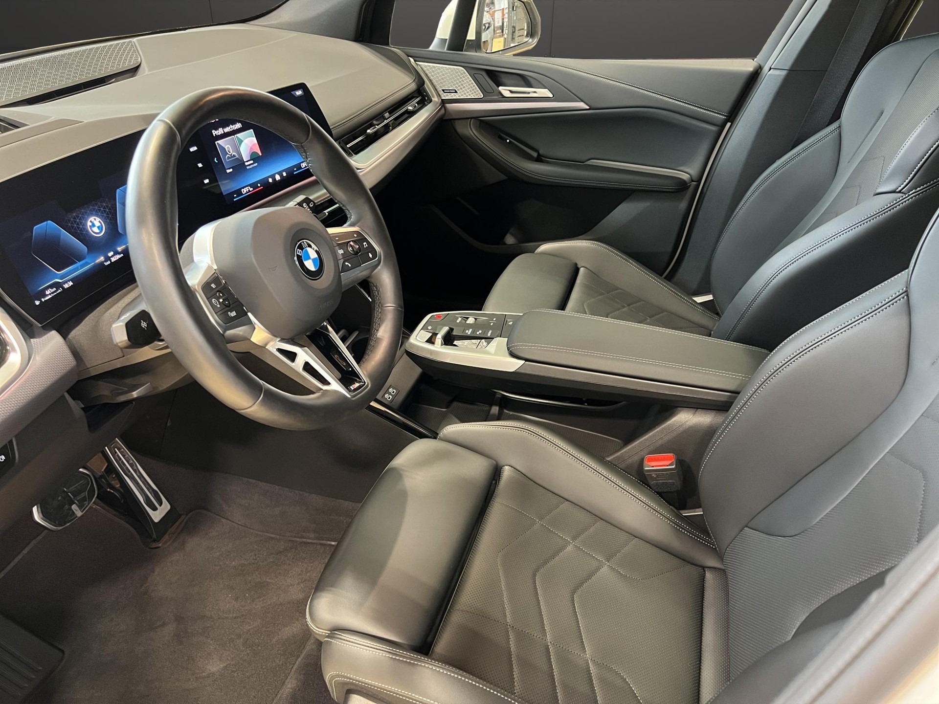 BMW 223d xDrive Active Tourer M Sport-image-7