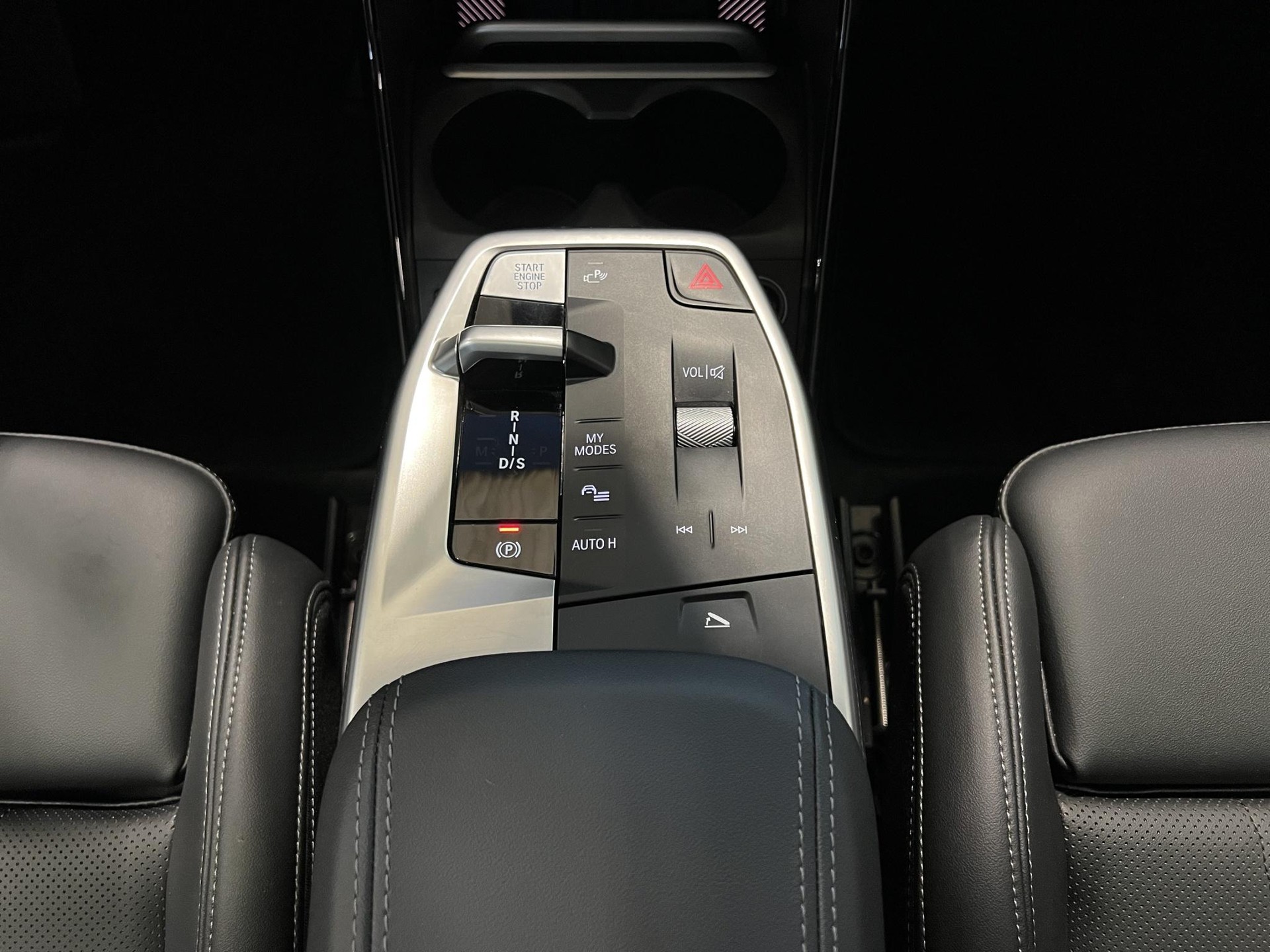 BMW 223d xDrive Active Tourer M Sport-image-9