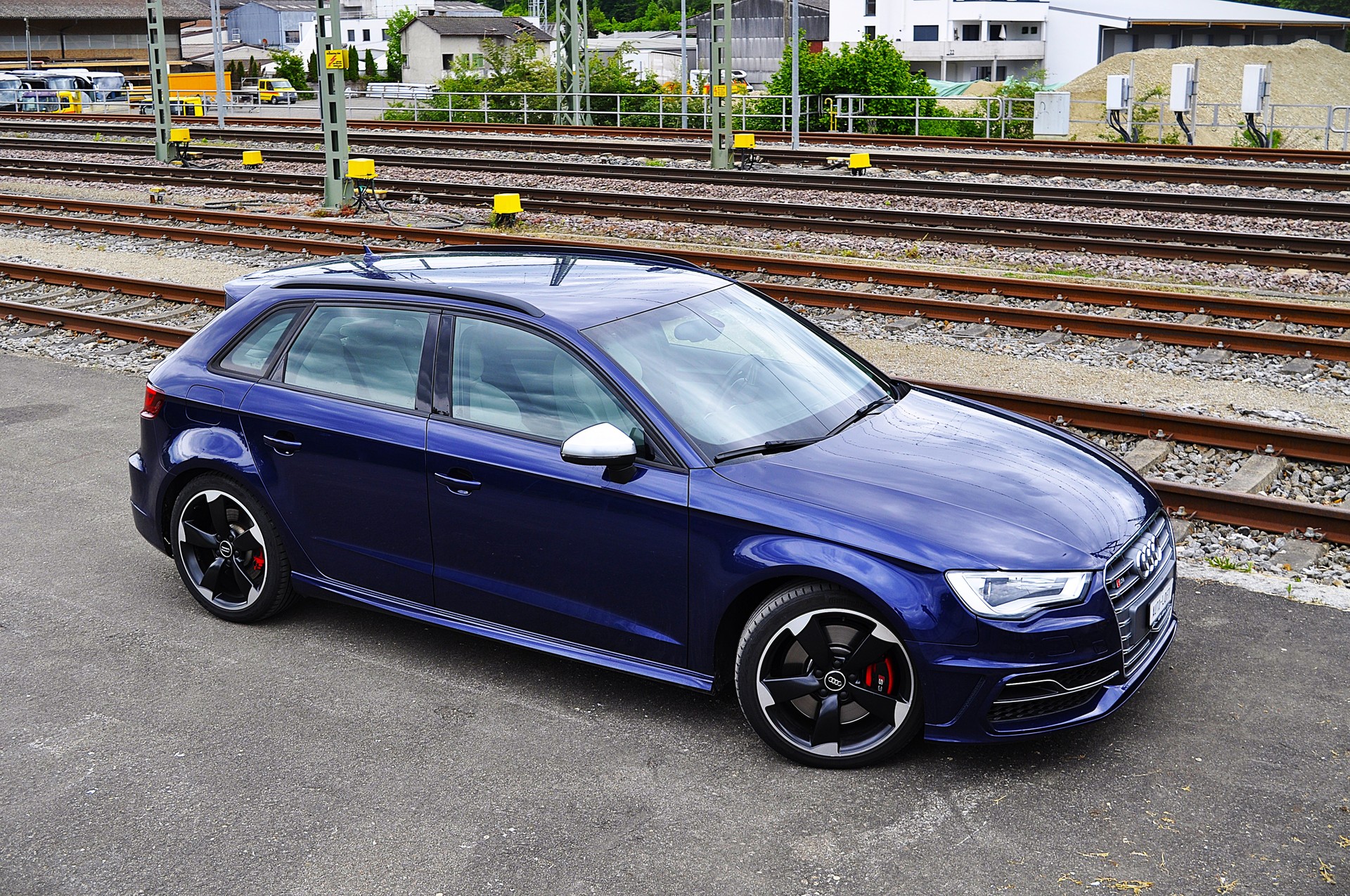 AUDI S3 Sportback 2.0 TFSI quattro S-tronic-image-1