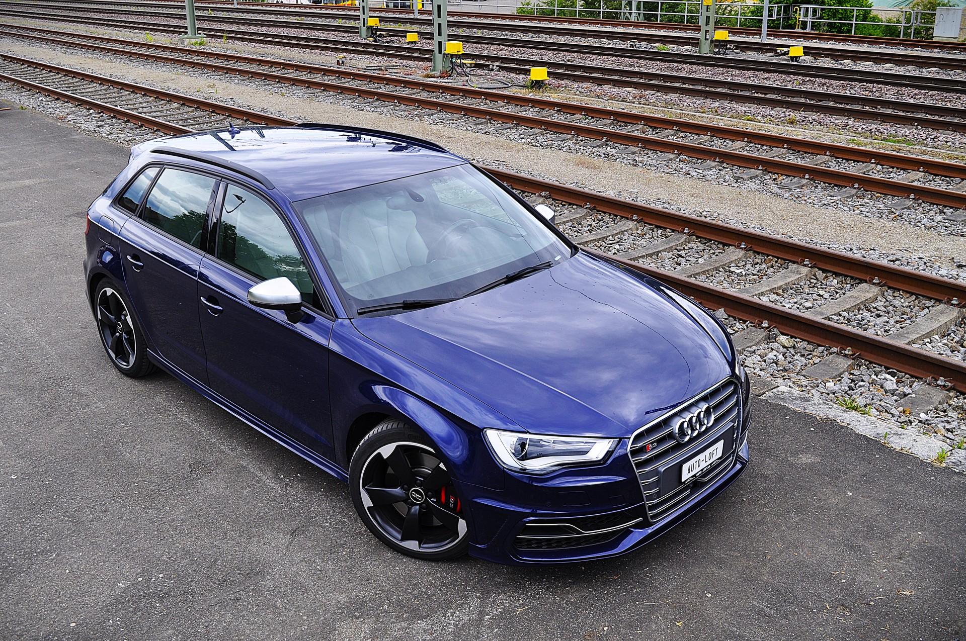 AUDI S3 Sportback 2.0 TFSI quattro S-tronic-image-7