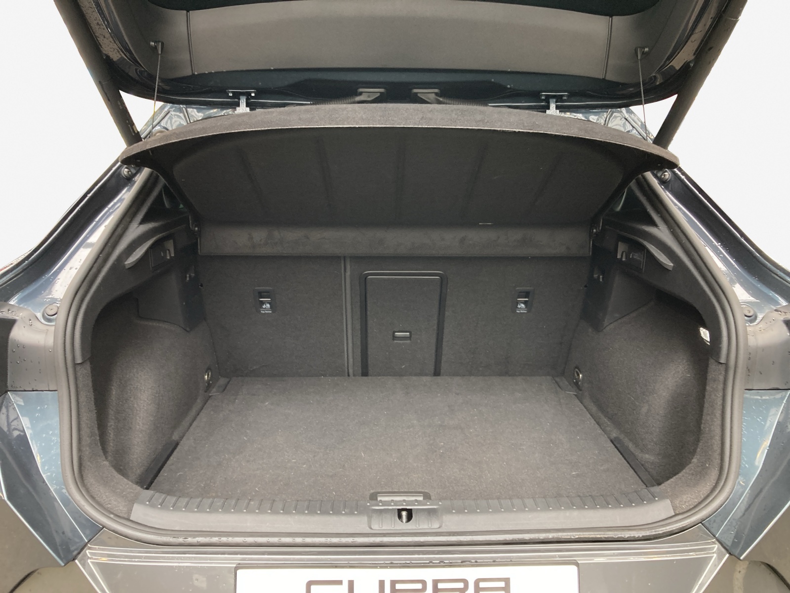 CUPRA Formentor 2.0TSI VZ DSG-image-12
