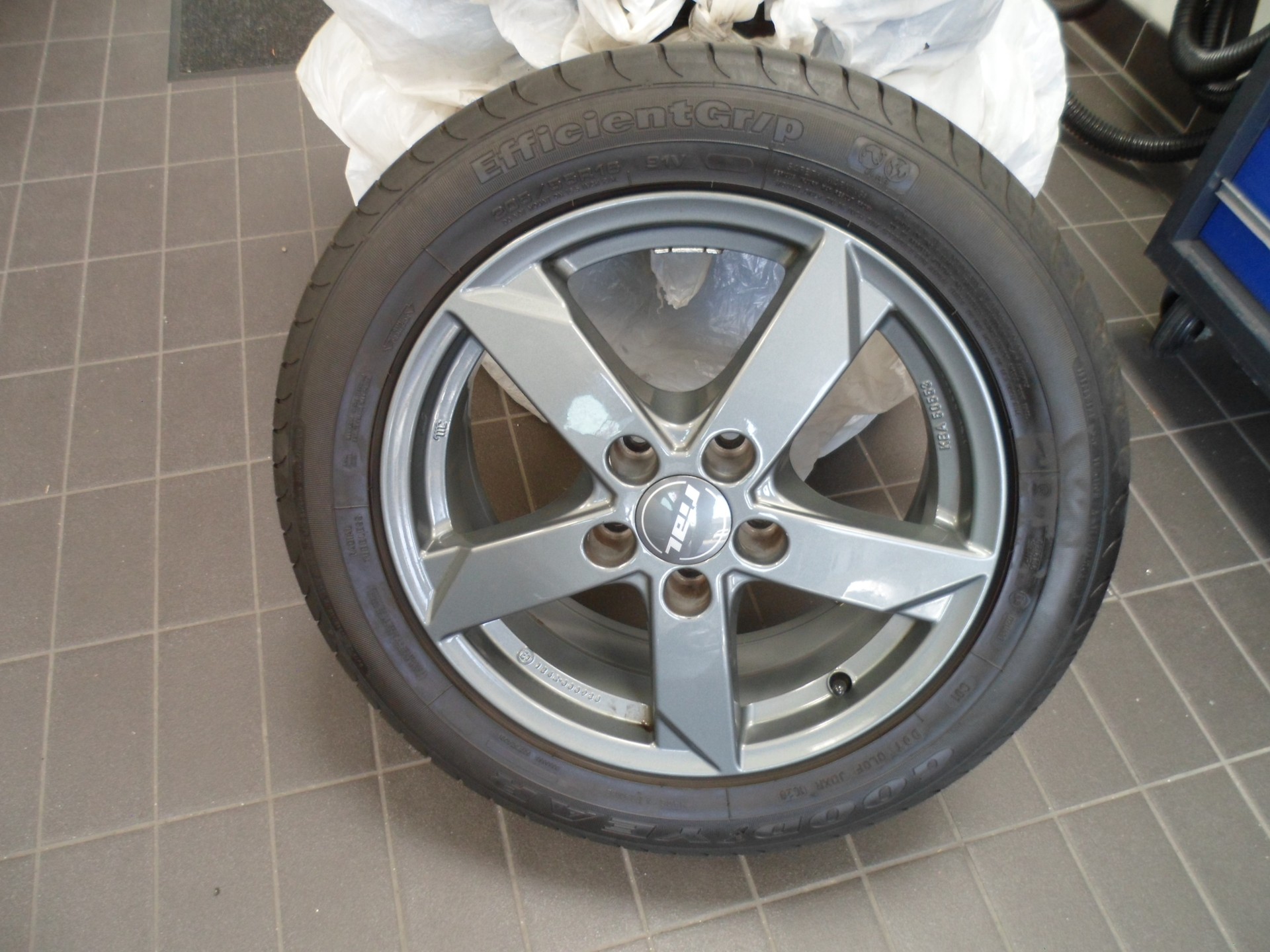 VW Golf 1.8 TSI Comfortline-image-9