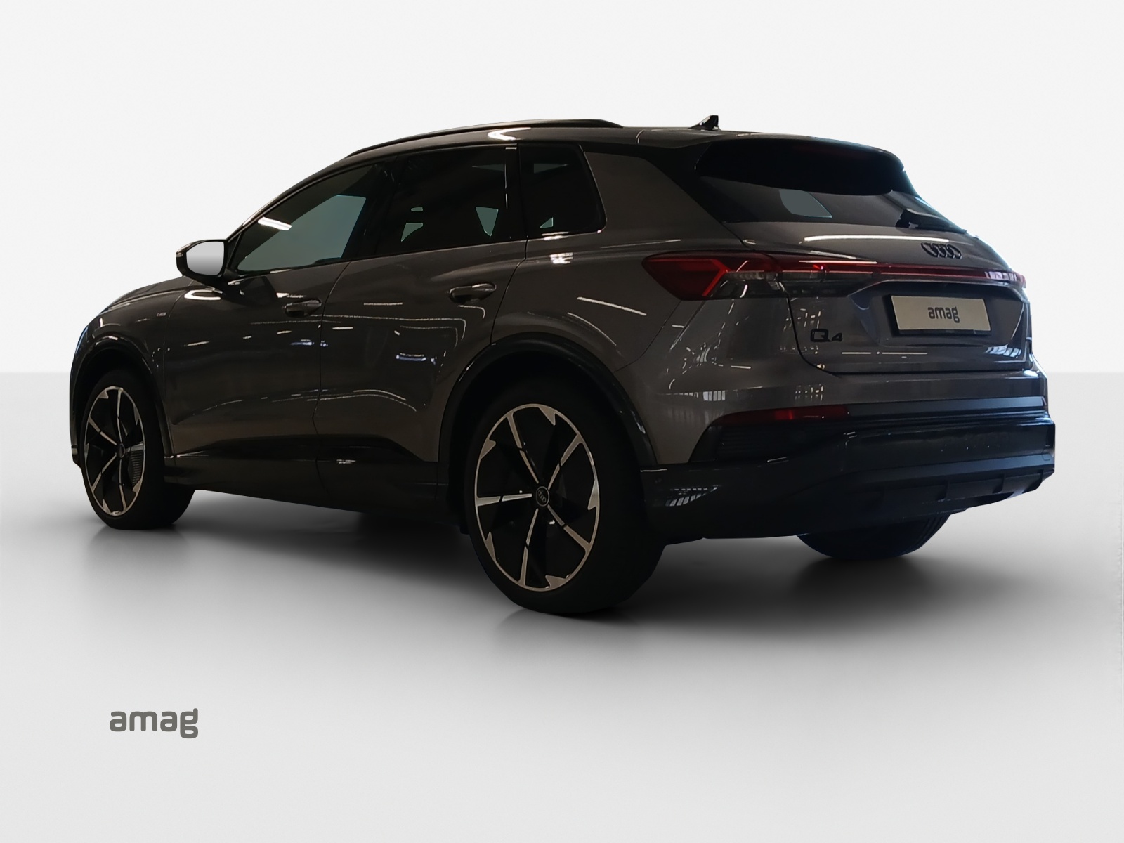 AUDI Q4 e-tron 45 Attraction quattro-showroom-element-2