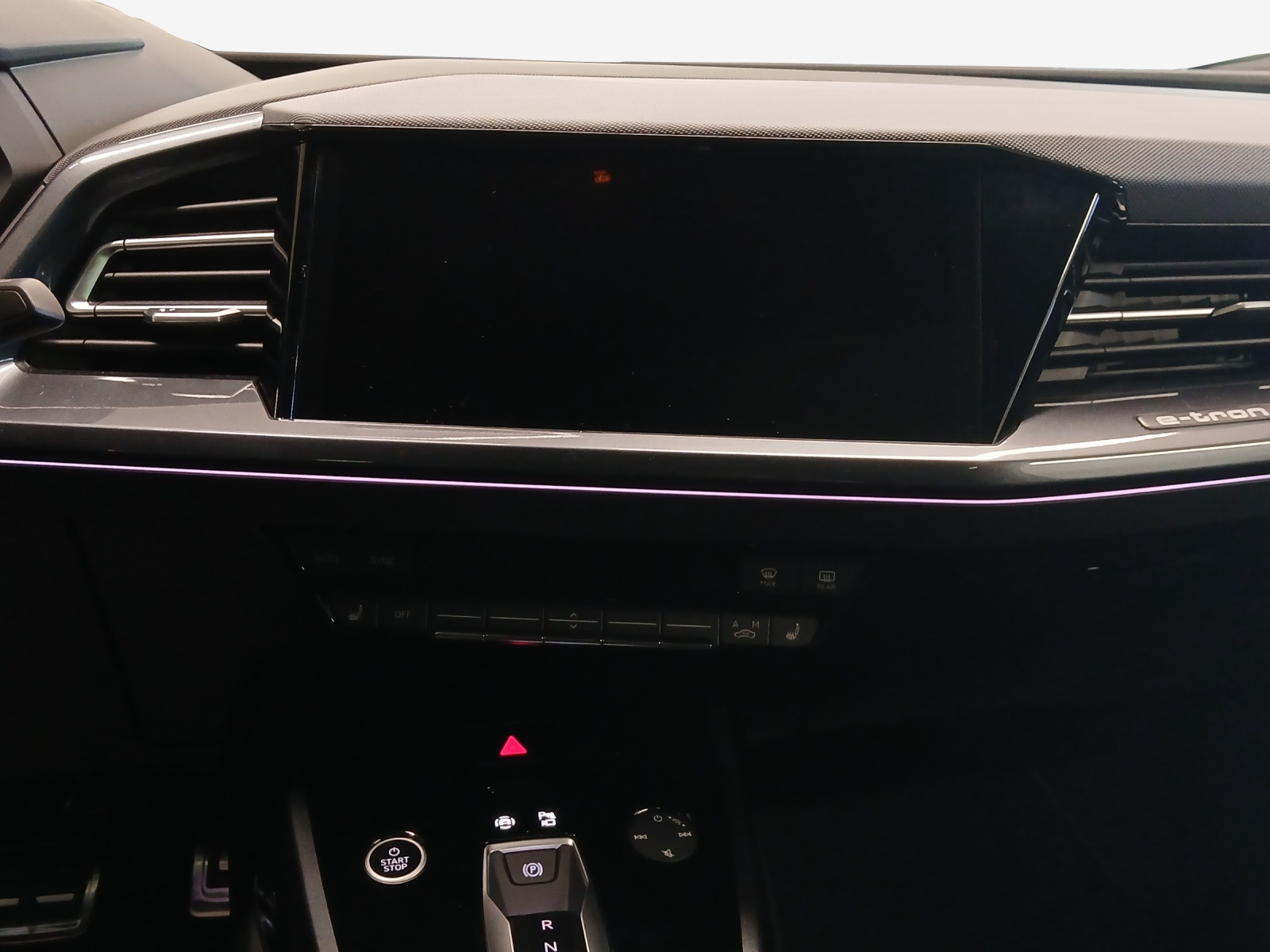 AUDI Q4 e-tron 45 Attraction quattro-image-10