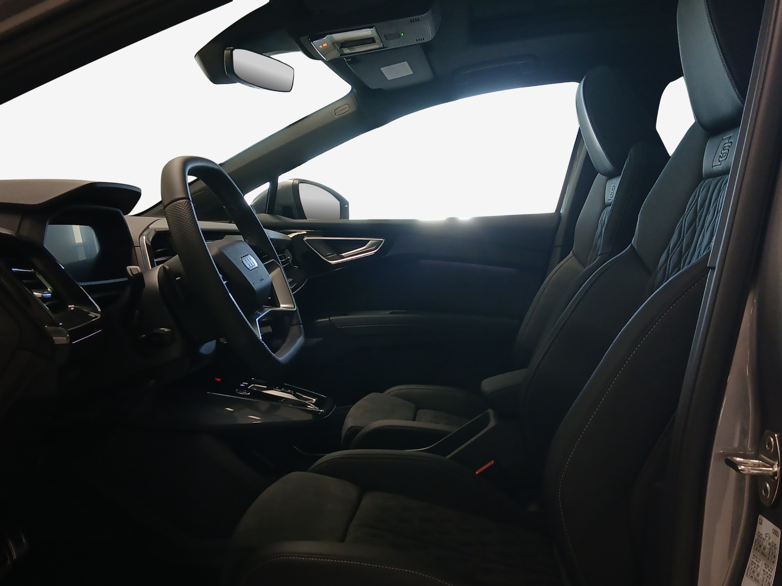 AUDI Q4 e-tron 45 Attraction quattro-image-7