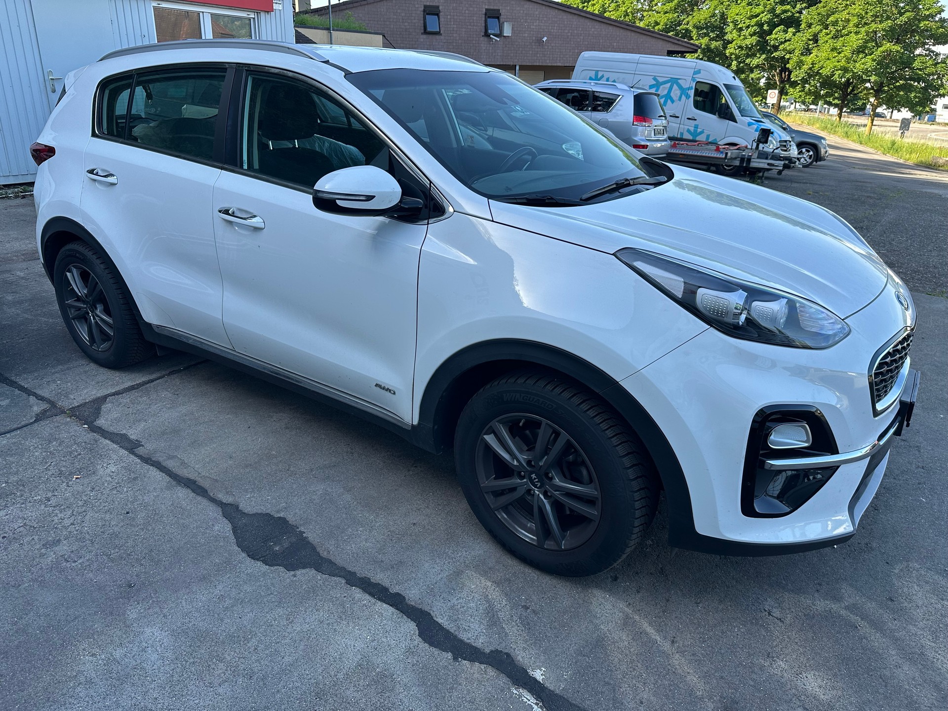 KIA Sportage 1.6CRDi Mild Hybrid Style 4WD Automat-image-9