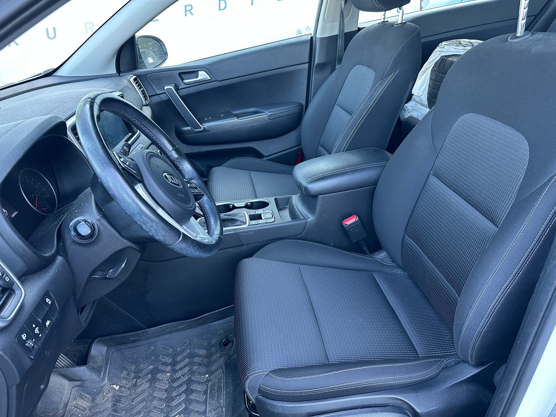 KIA Sportage 1.6CRDi Mild Hybrid Style 4WD Automat-image-6
