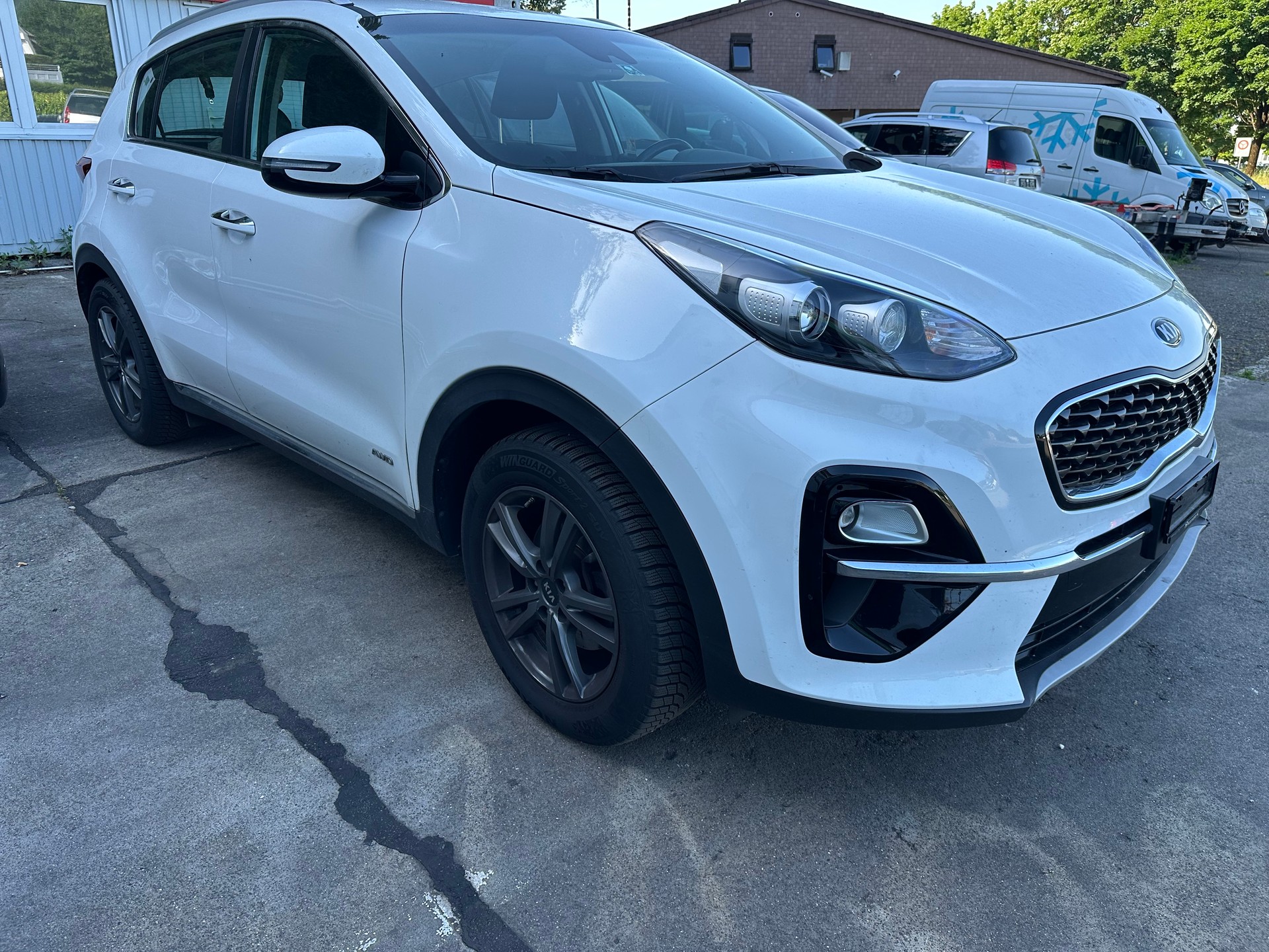 KIA Sportage 1.6CRDi Mild Hybrid Style 4WD Automat-image-1