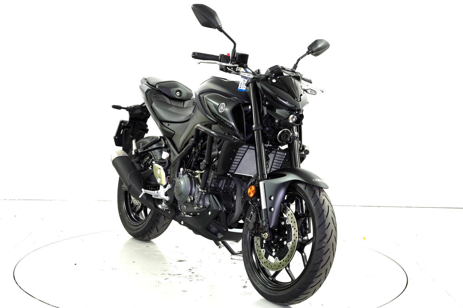 YAMAHA MT-03 ABS-showroom-element-1