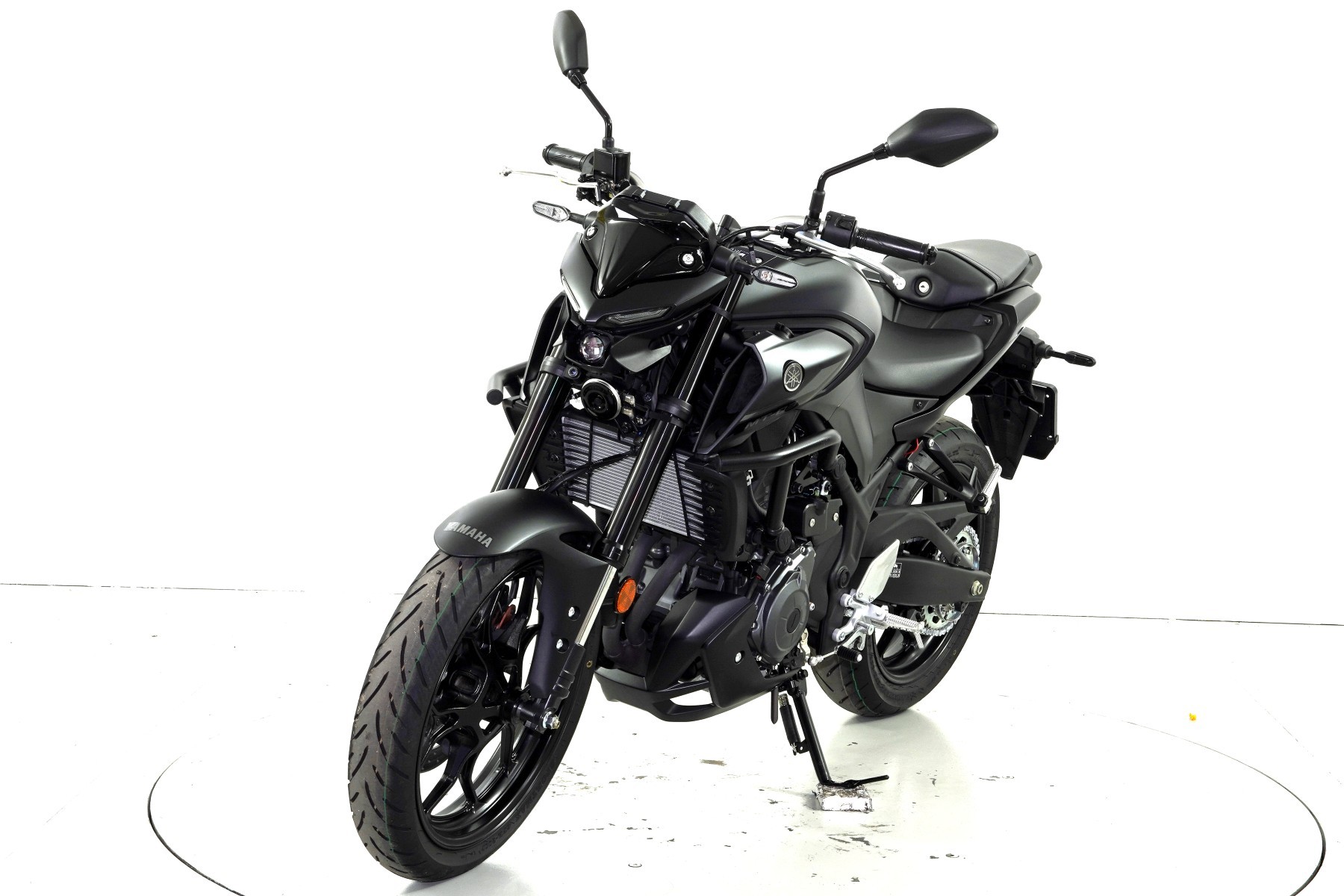 YAMAHA MT-03 ABS-showroom-element-2