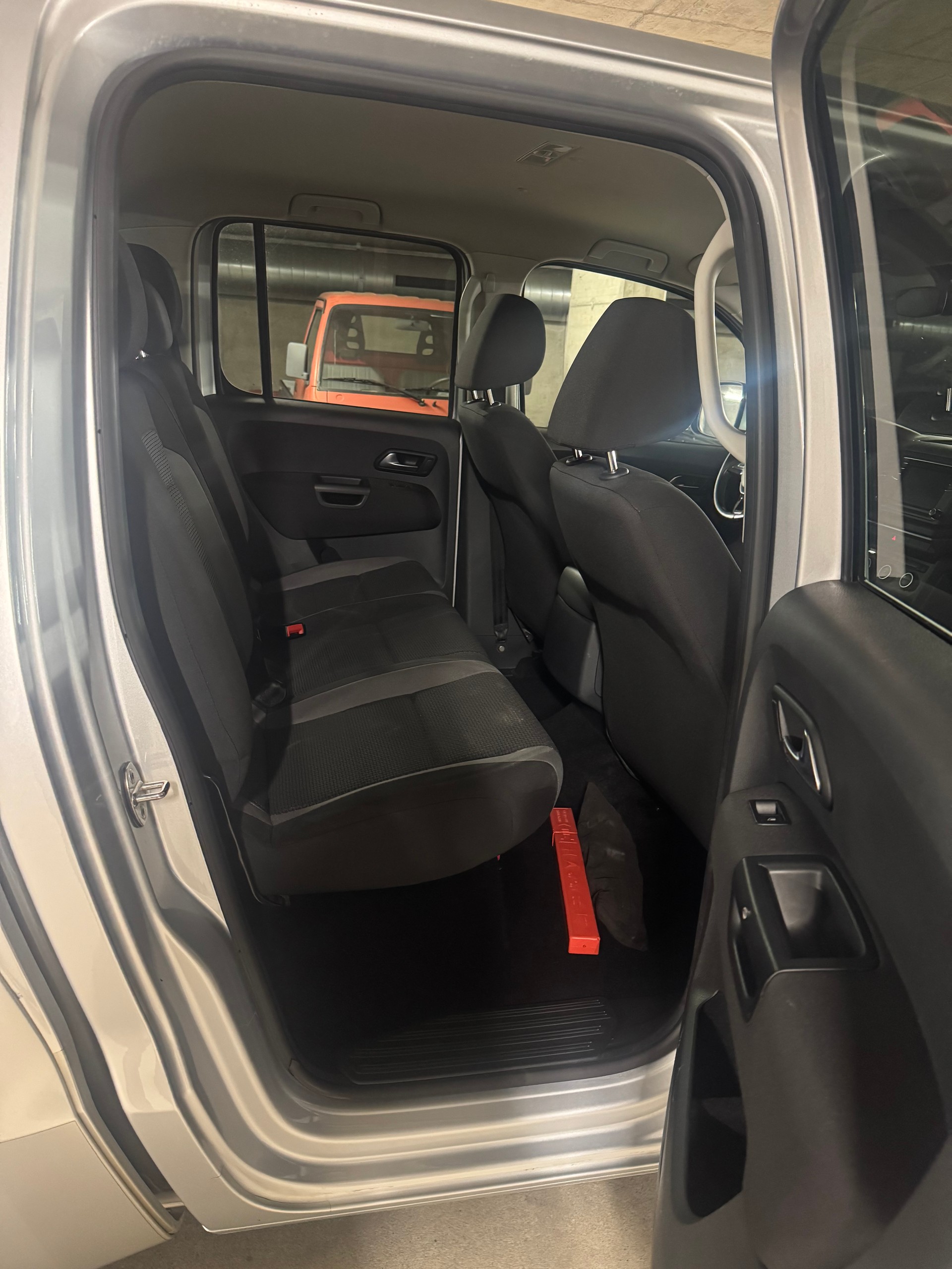 VW Amarok 3.0TDI Comfortline 4Motion Automatic-image-10