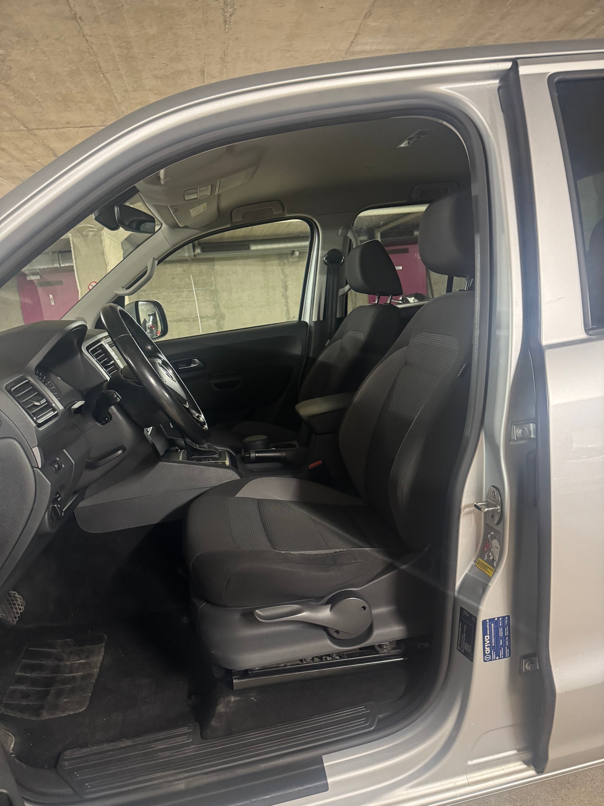 VW Amarok 3.0TDI Comfortline 4Motion Automatic-image-9