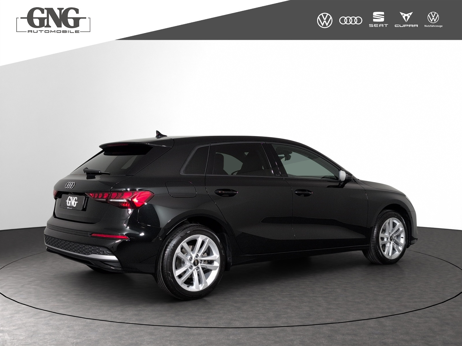 AUDI A3 Sportback TFSI 110 kW Attraction S tronic-image-2