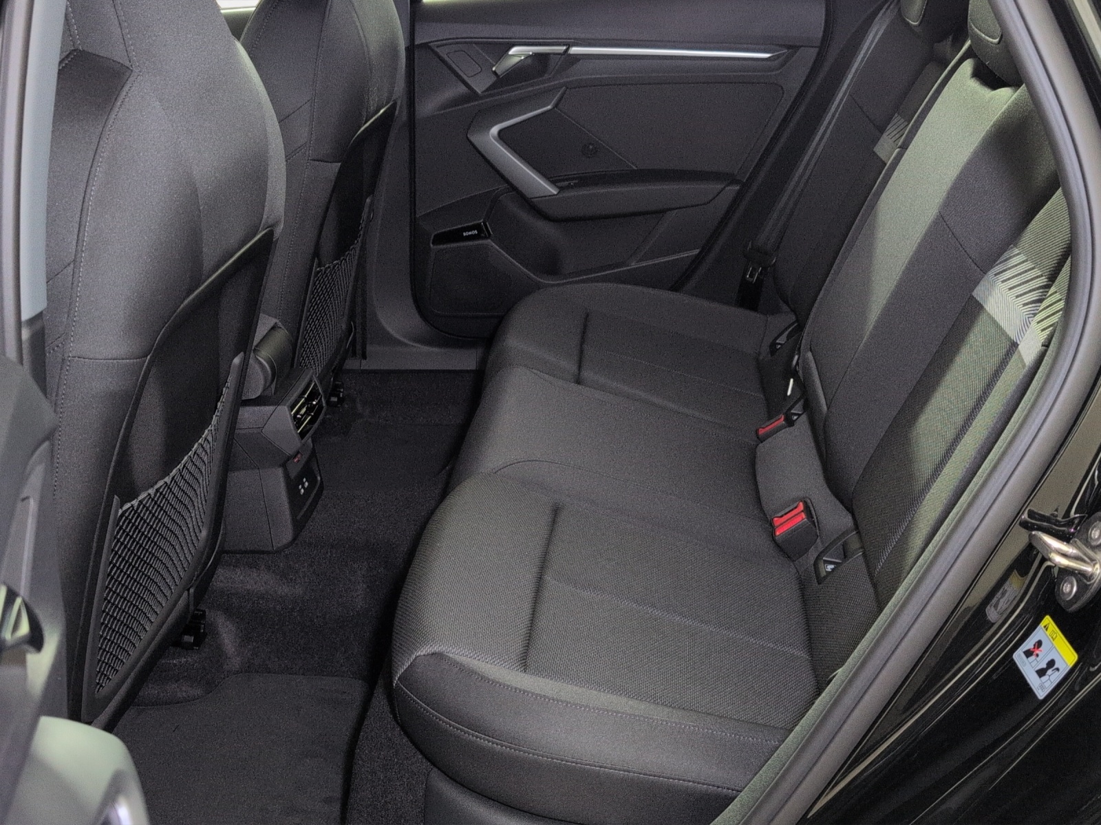 AUDI A3 Sportback TFSI 110 kW Attraction S tronic-image-7