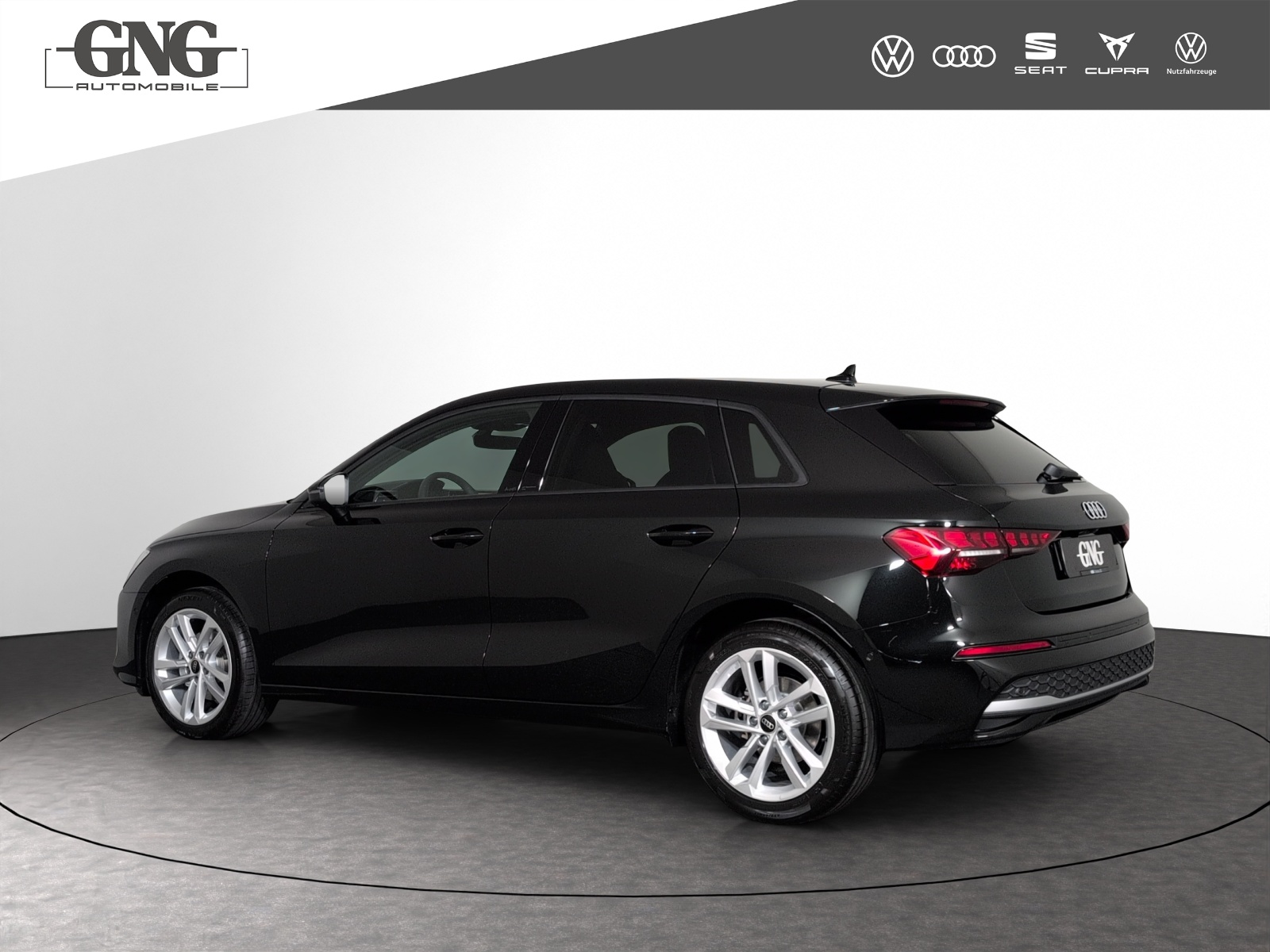 AUDI A3 Sportback TFSI 110 kW Attraction S tronic-image-1