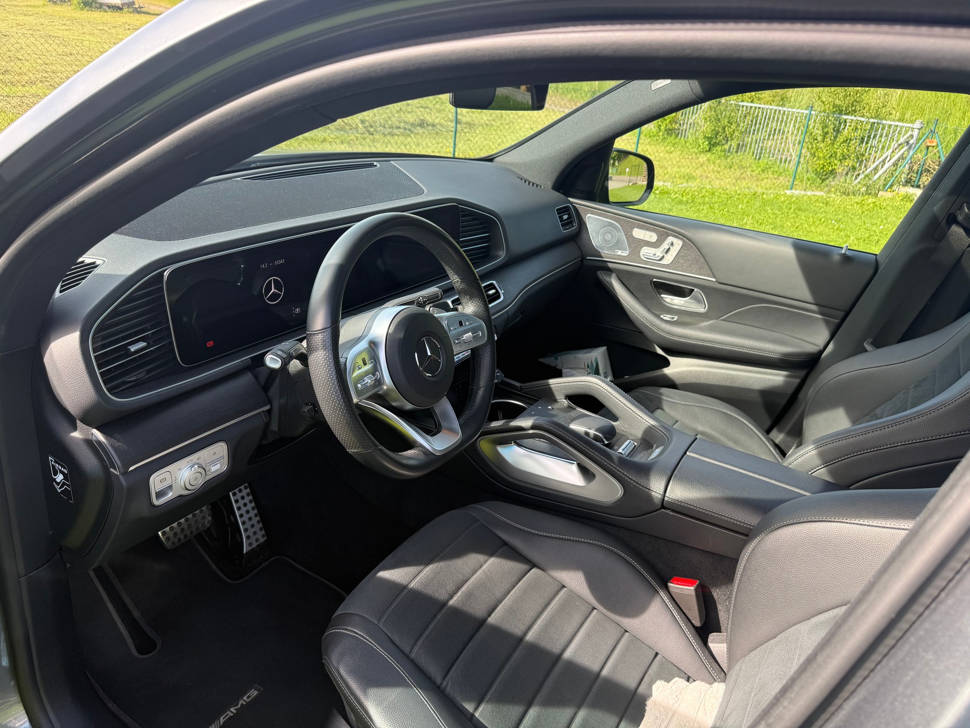 MERCEDES-BENZ GLE 350 d AMG Line 4matic-image-2