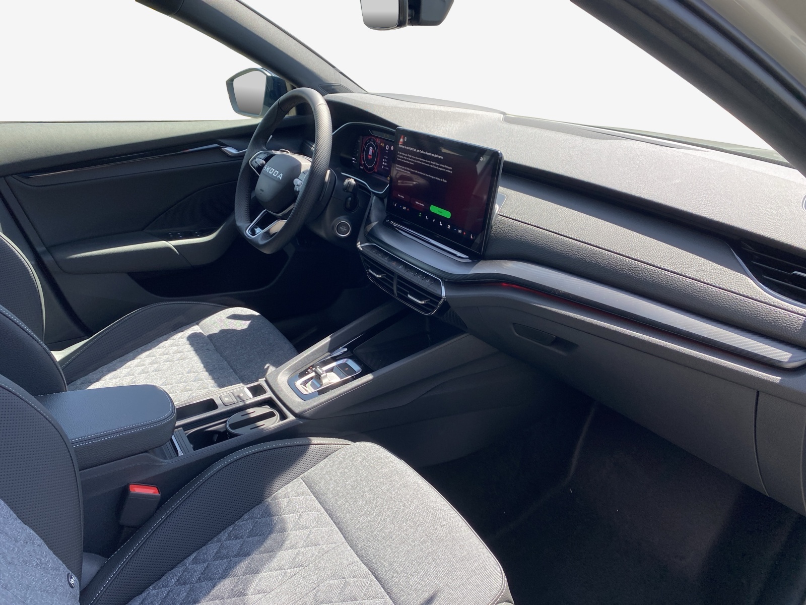 SKODA Octavia Combi 2.0 TSI DSG Dynamic 4x4-image-13