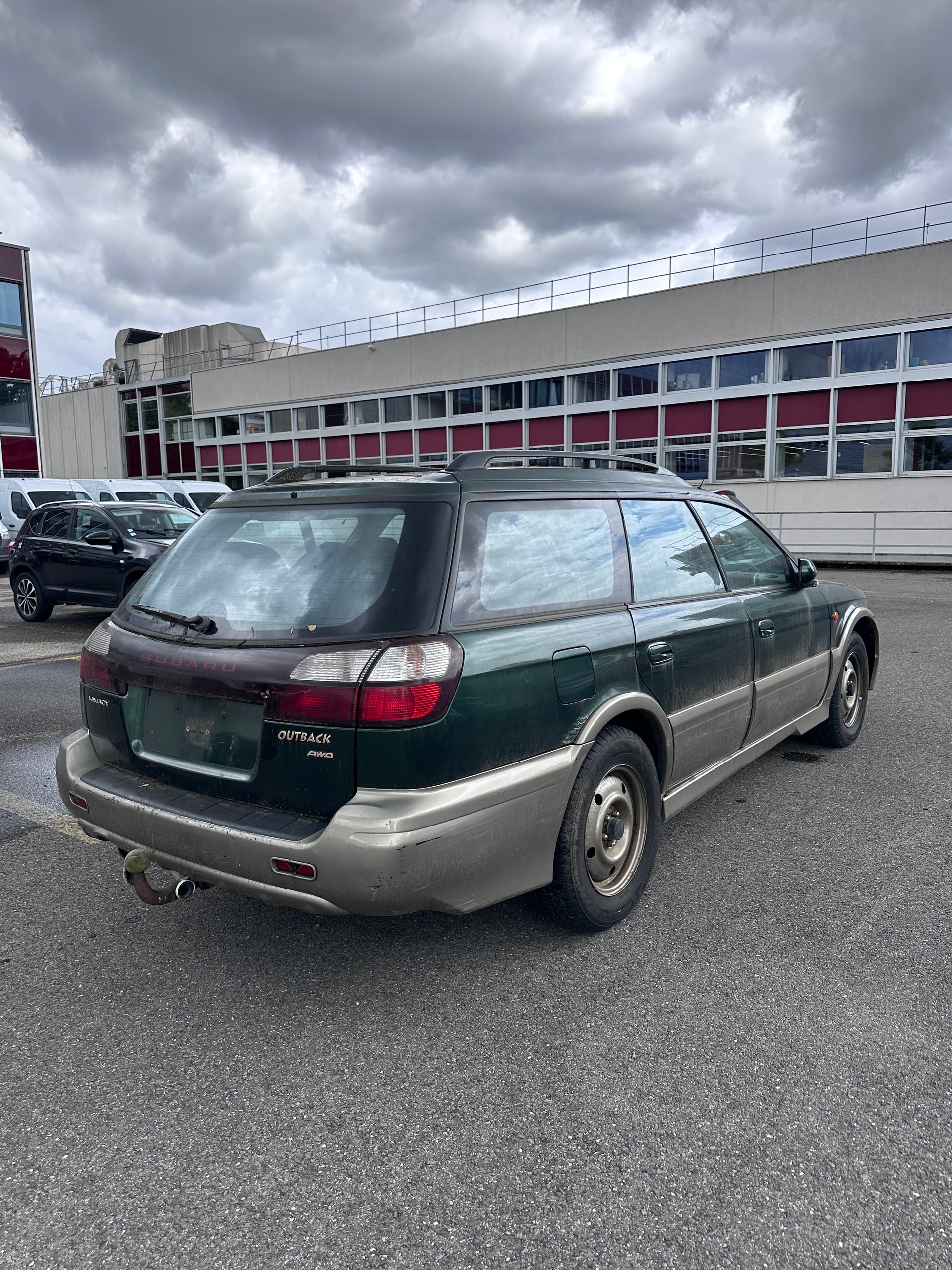SUBARU Legacy 2.5 Outback-image-3