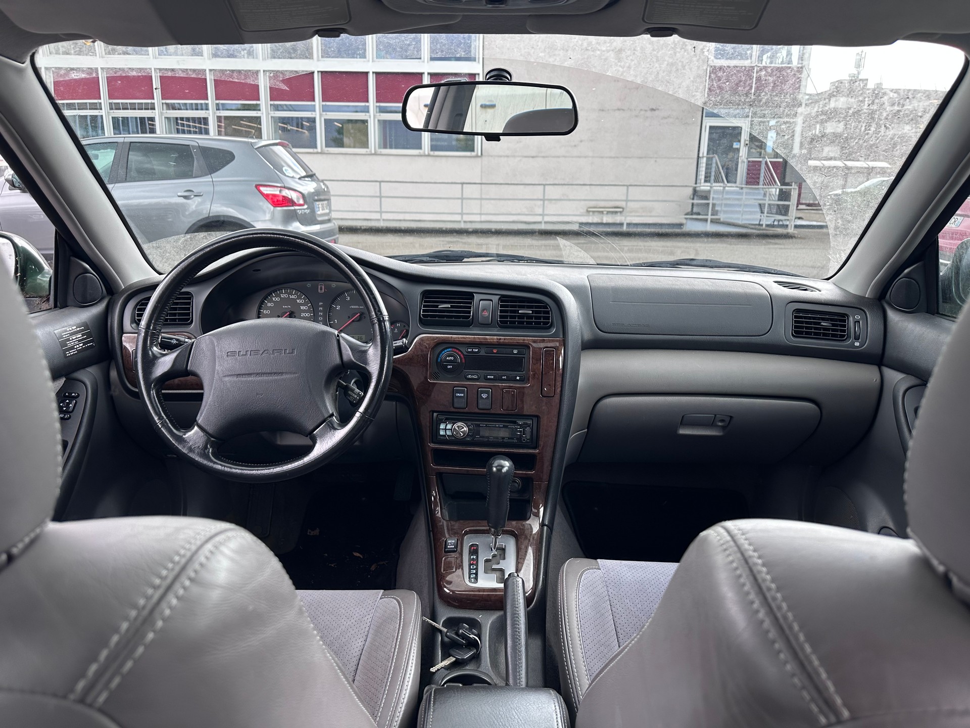 SUBARU Legacy 2.5 Outback-image-7