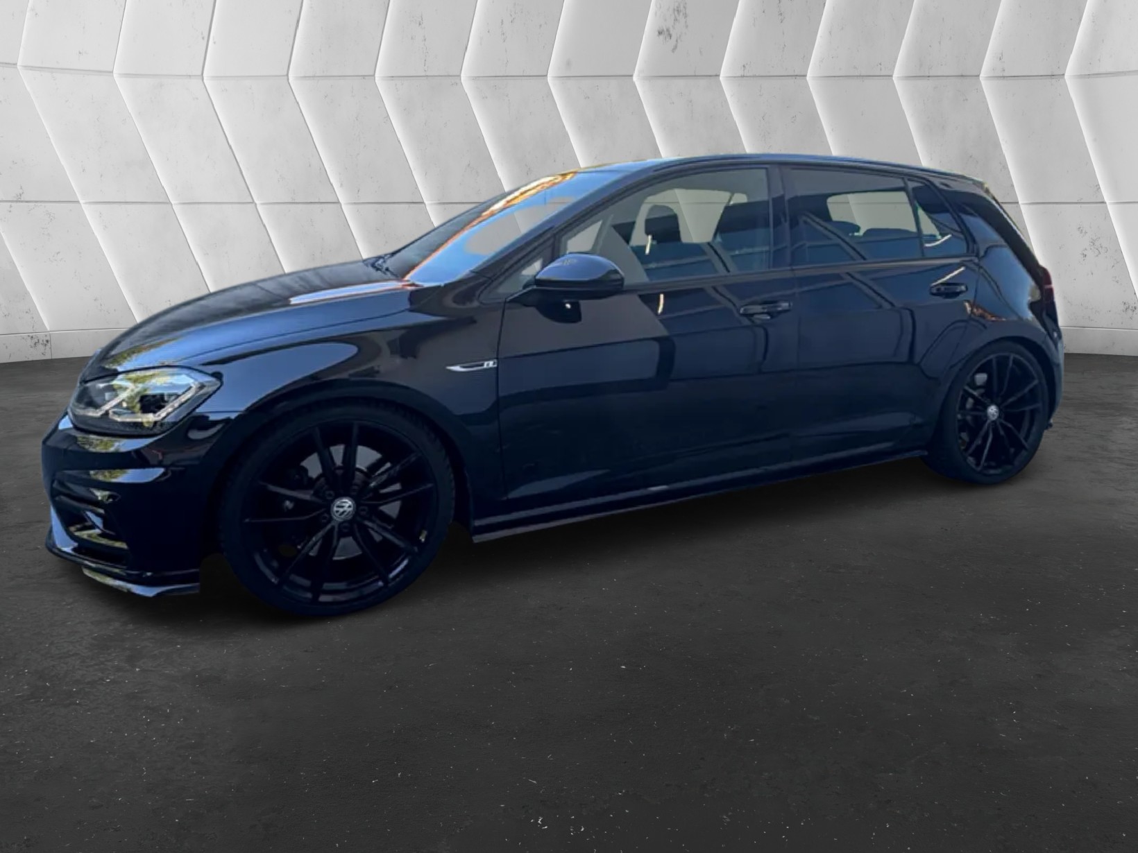 VW Golf 2.0 TSI R 4Motion DSG-image-4