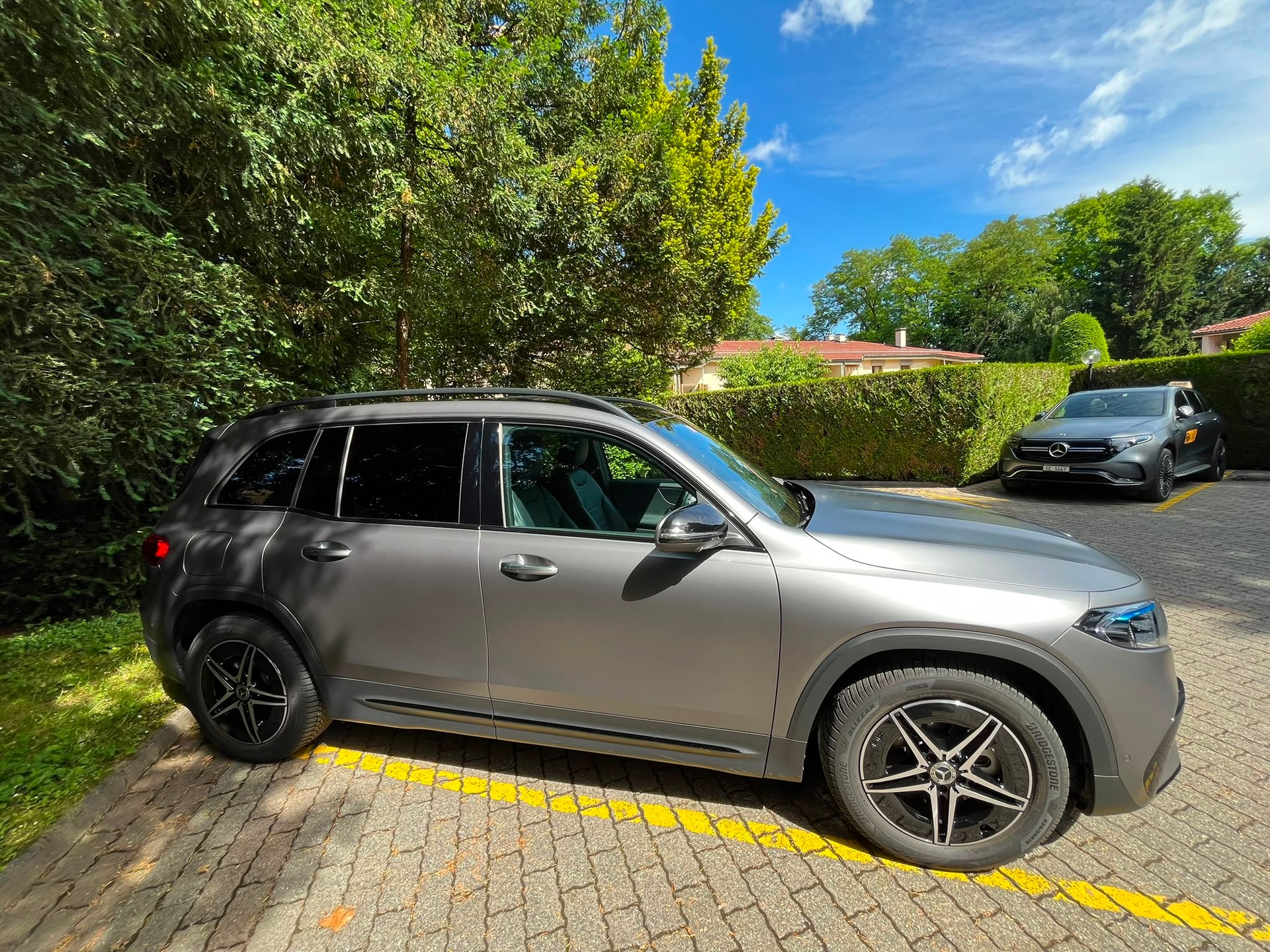 MERCEDES-BENZ EQB 250+ AMG Line-image-0