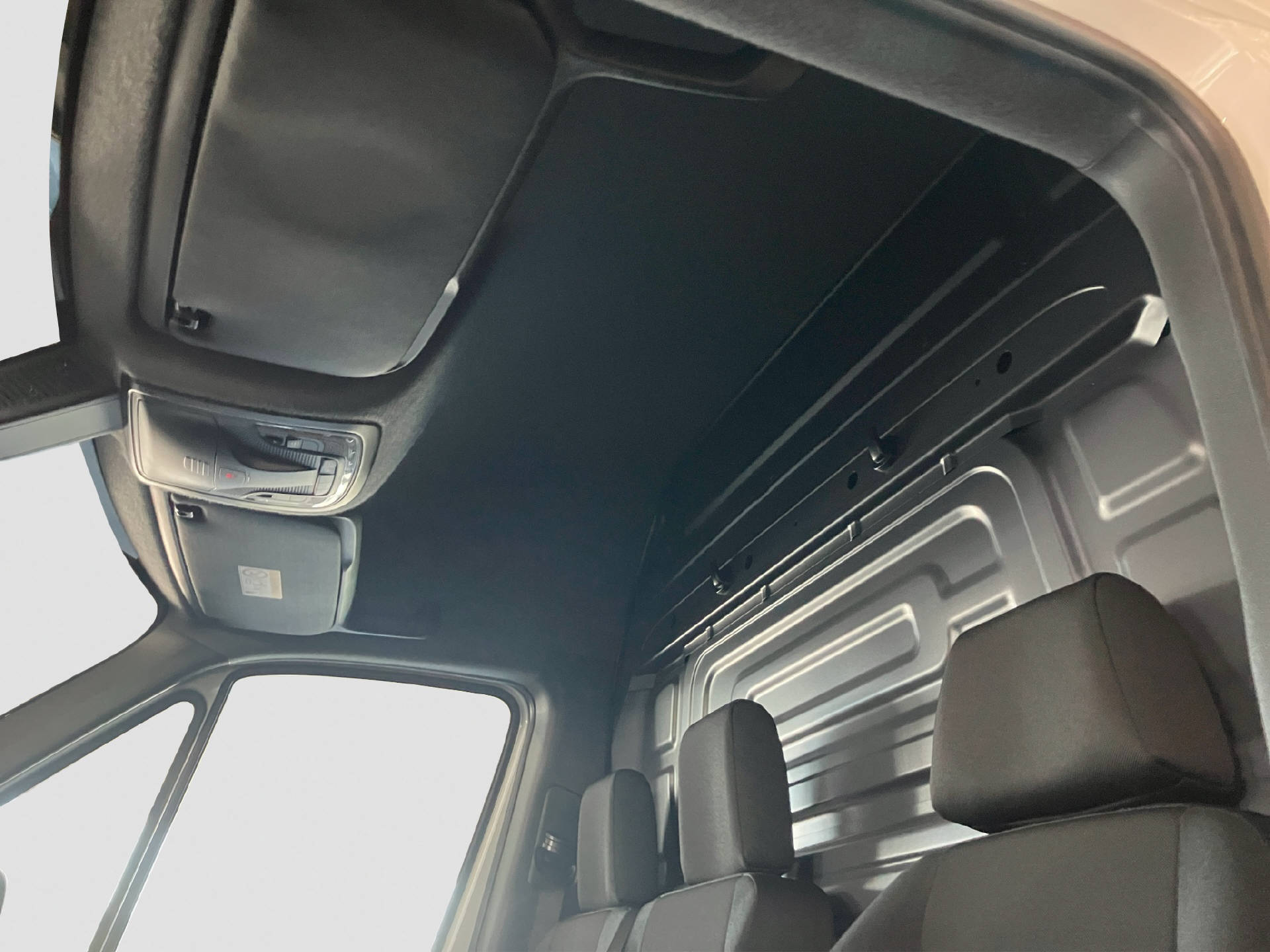 MERCEDES-BENZ Sprinter 319 CDI PRO KA Worker-image-12