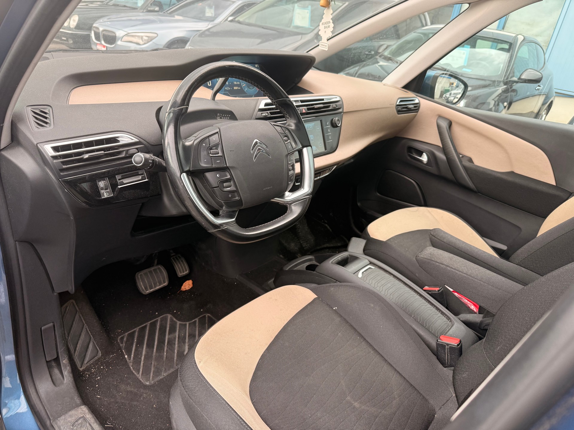 CITROEN Grand C4 Picasso 1.6i 16V e-THP Intensive-image-7
