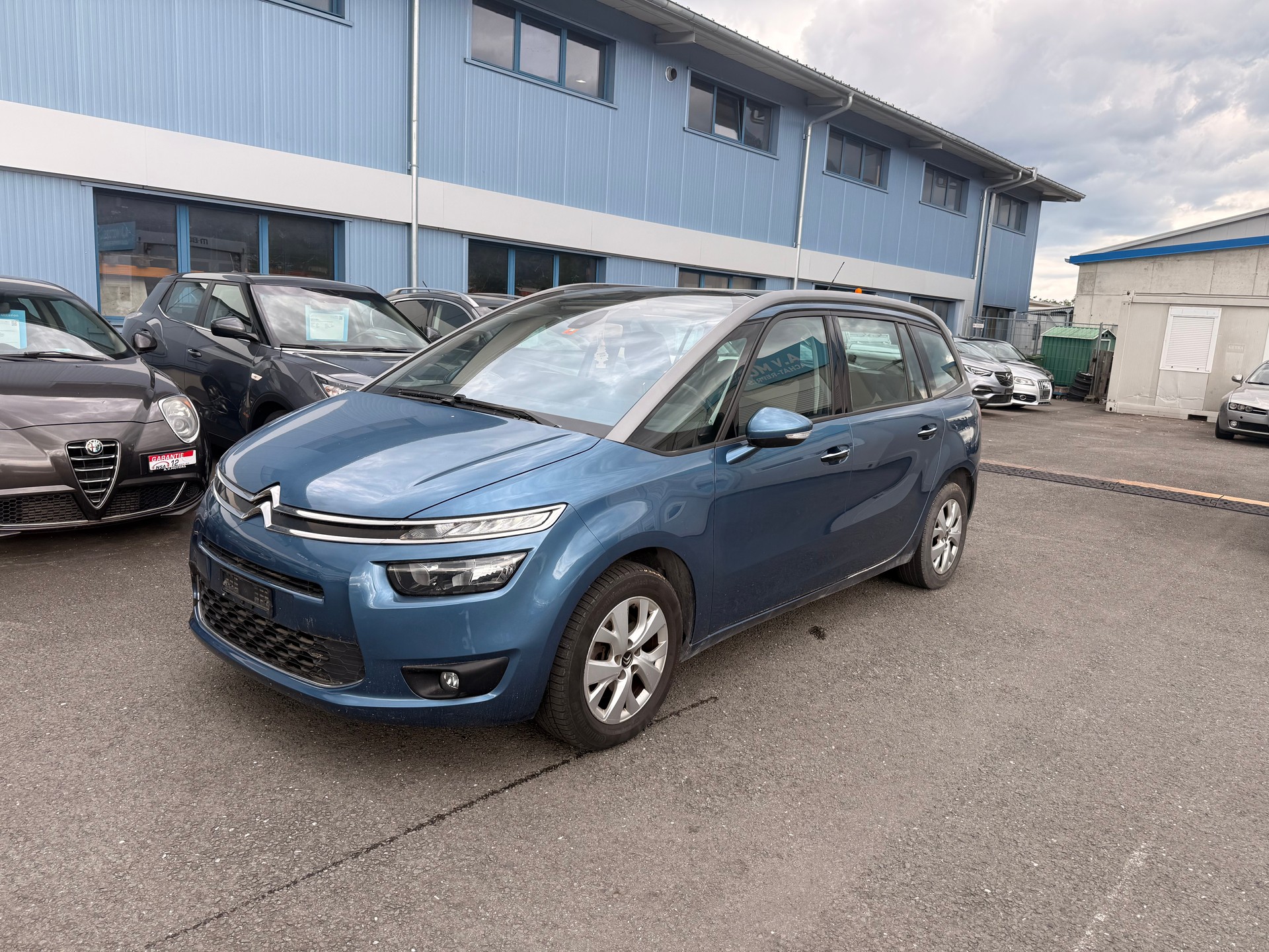CITROEN Grand C4 Picasso 1.6i 16V e-THP Intensive-image-0