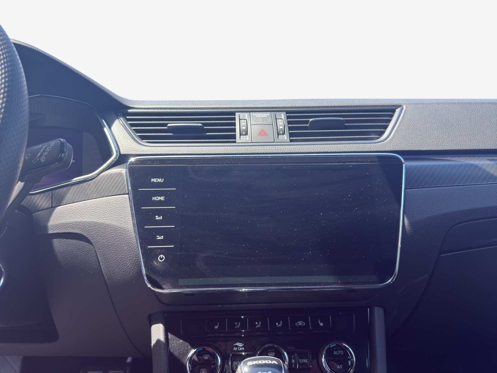 SKODA Superb Combi 2.0 TDi SportLine 4x4 DSG-image-11