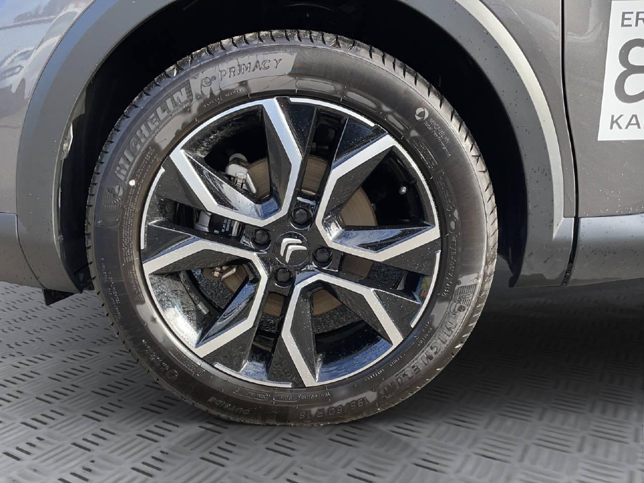 CITROEN e-C4 X Shine-image-11