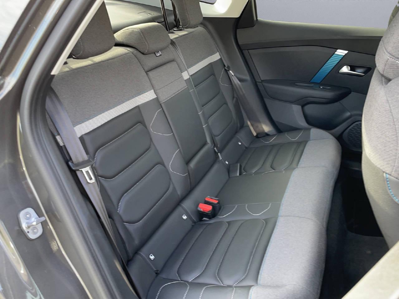 CITROEN e-C4 X Shine-image-9