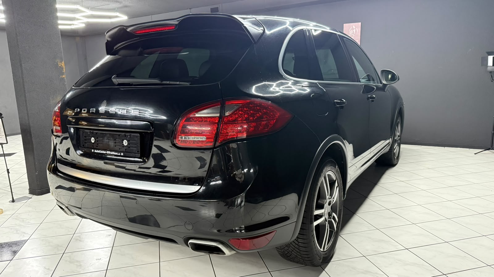 PORSCHE Cayenne Diesel-image-5