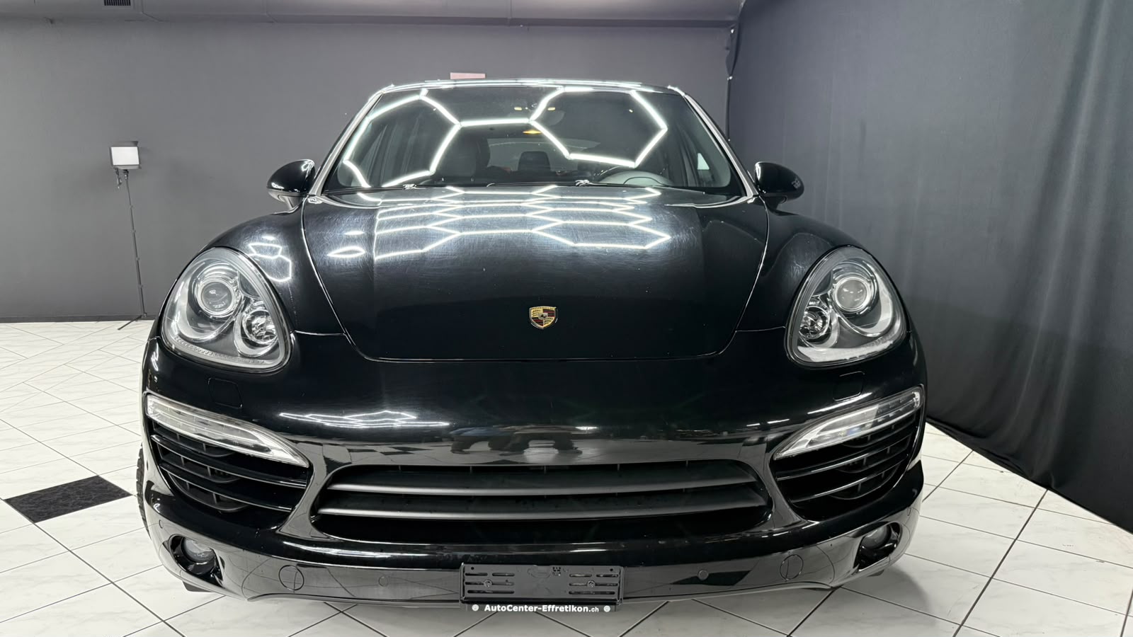 PORSCHE Cayenne Diesel-image-2