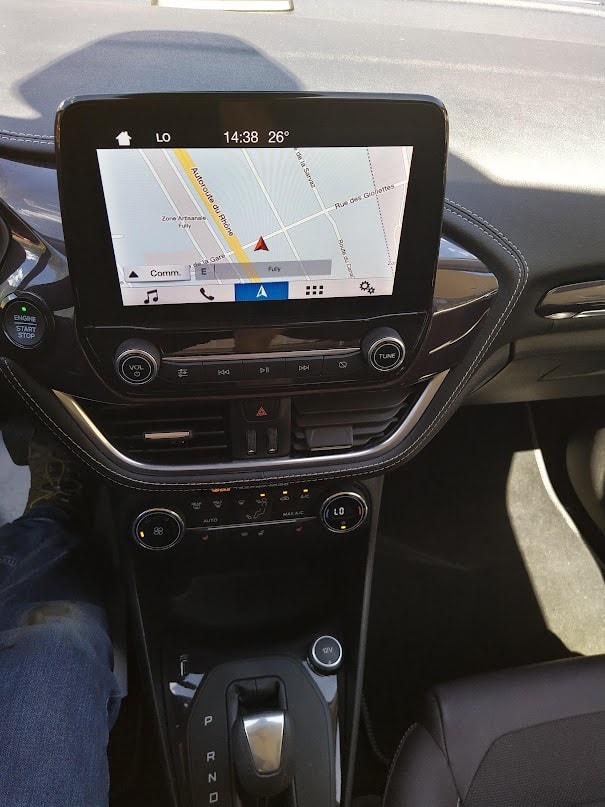 FORD 1.0 EcoB Vignale-image-5