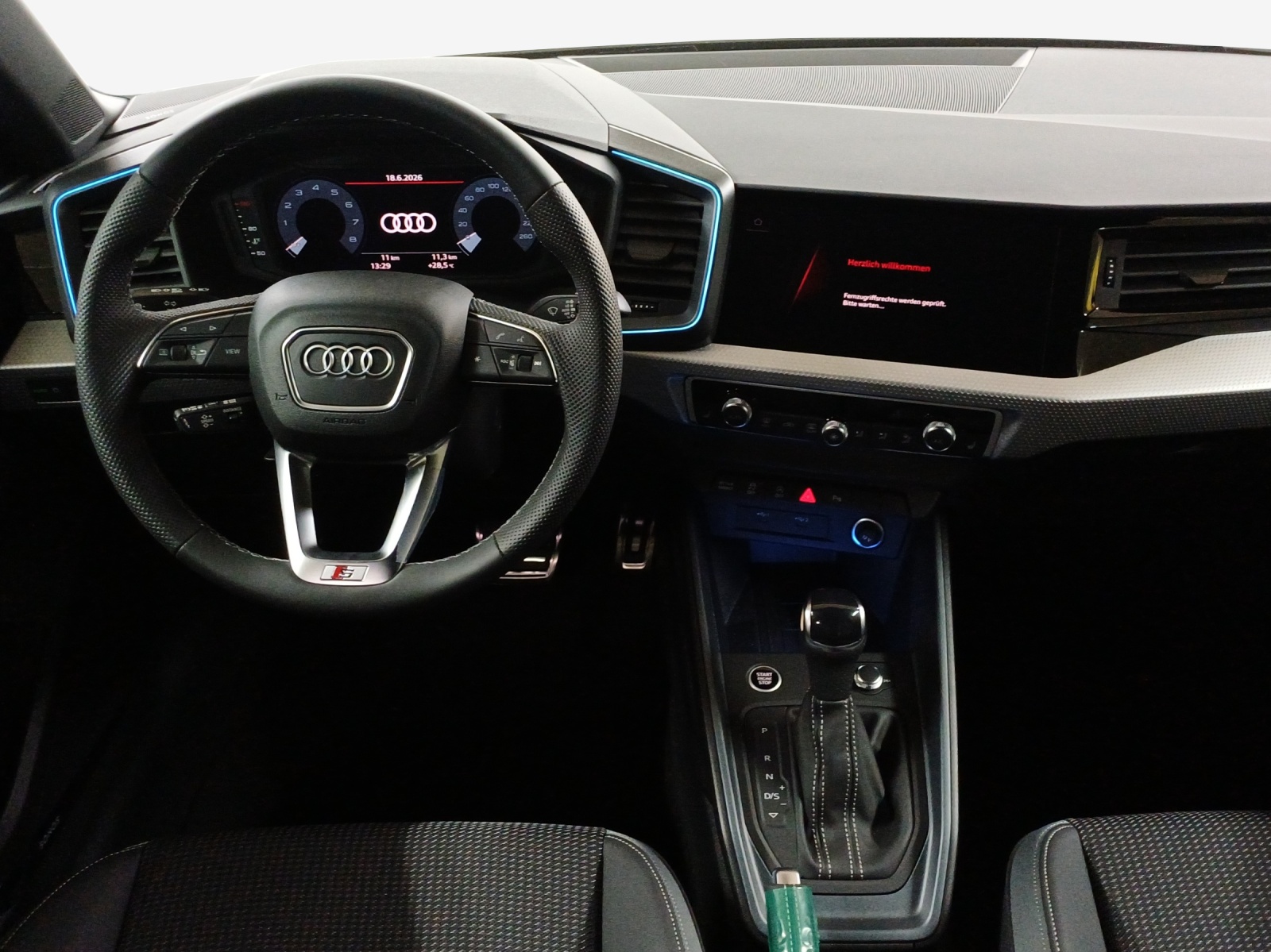 AUDI A1 Sportback 40 TFSI S Line S-tronic-image-8