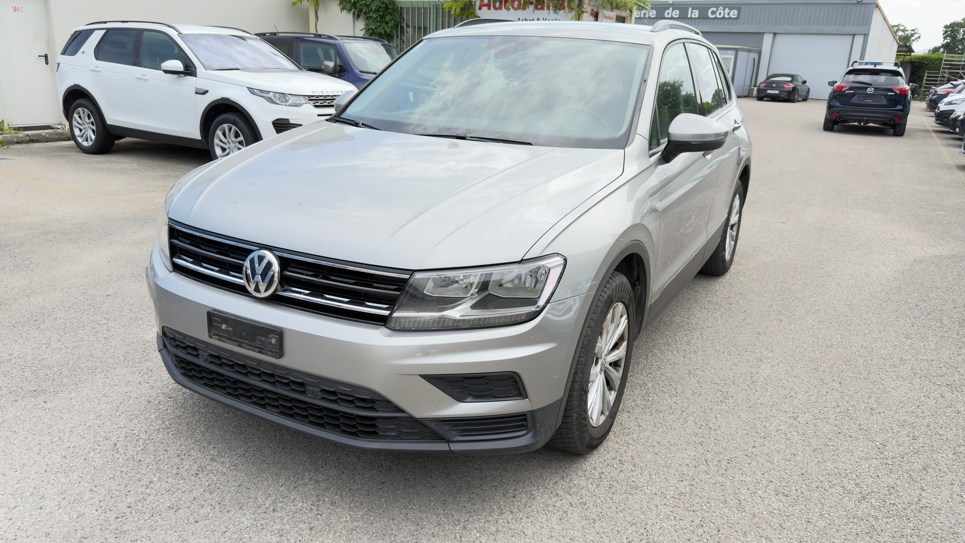 VW Tiguan 2.0 TDI SCR Comfortline 4Motion-image-2