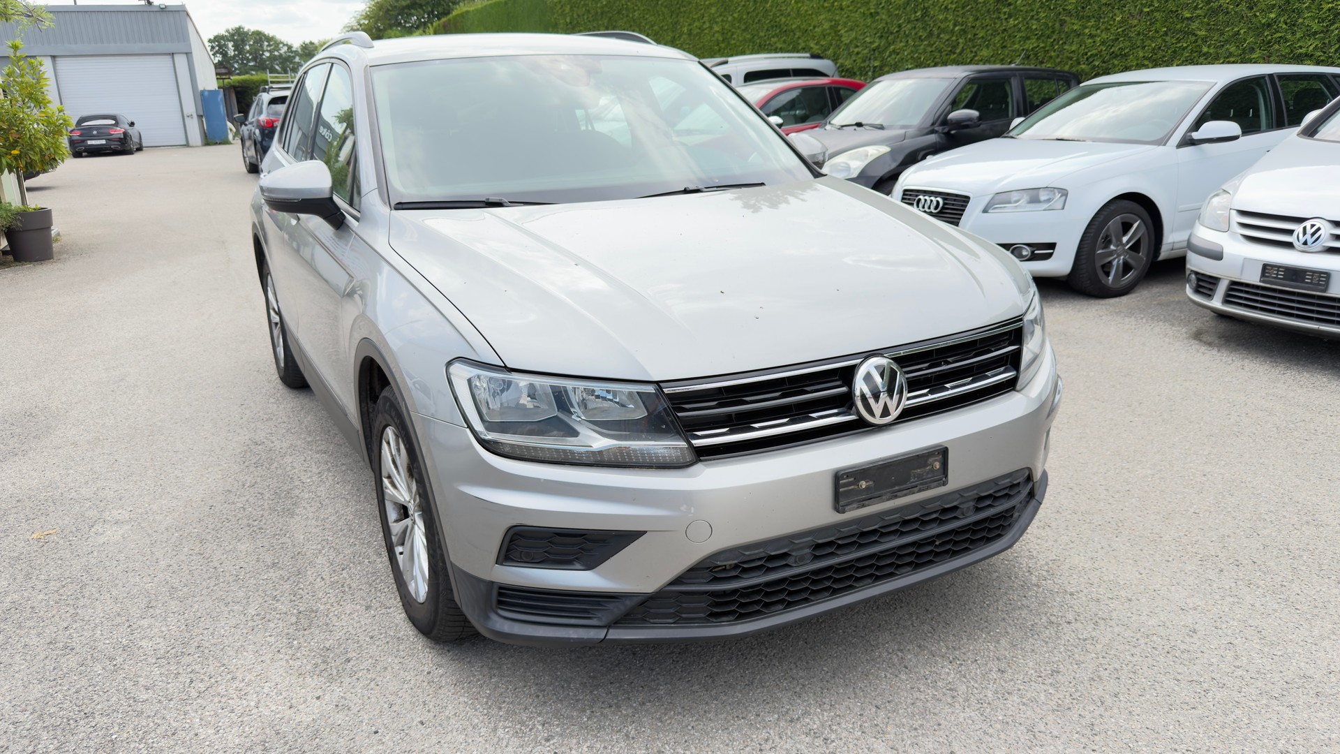 VW Tiguan 2.0 TDI SCR Comfortline 4Motion-image-1